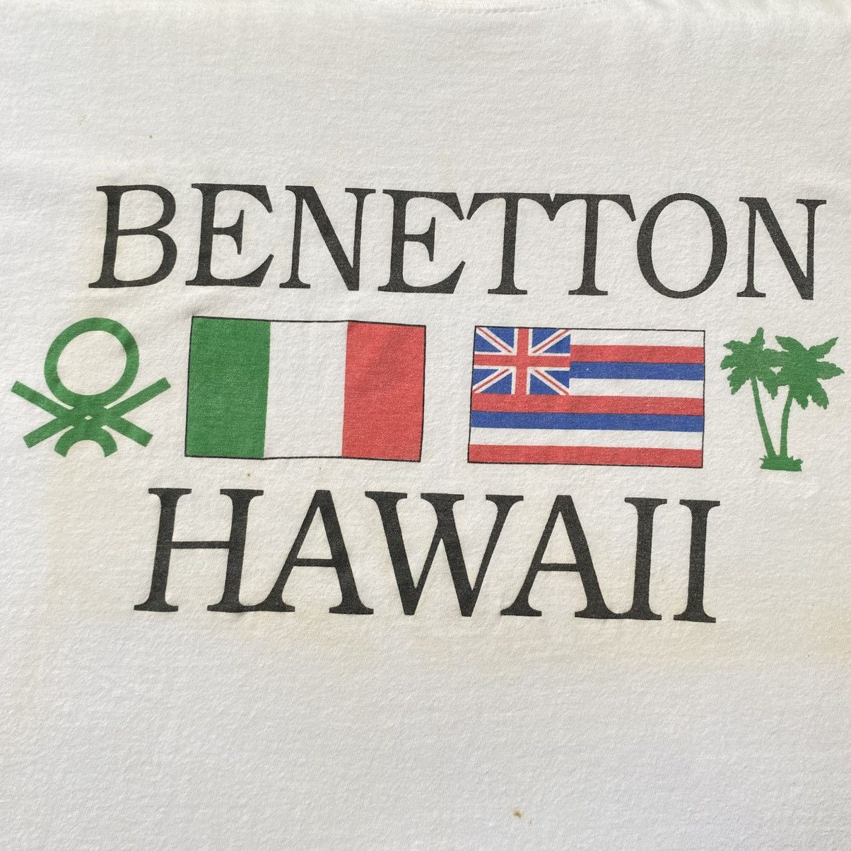 Benetton Benetton Hawaii Tee REGISTERED UNITED COLORS OF BENETTON Size US M / EU 48-50 / 2 - 12 Thumbnail