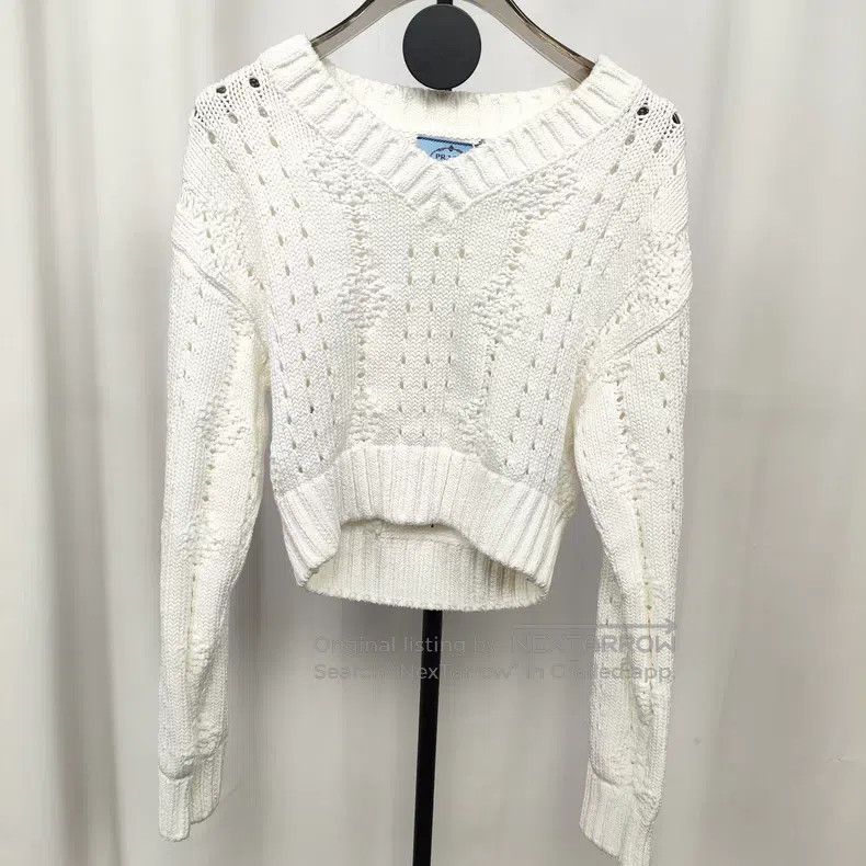Prada Prada Knitted v-neck long sleeves Size XS / US 0-2 / IT 36-38 - 1 Thumbnail