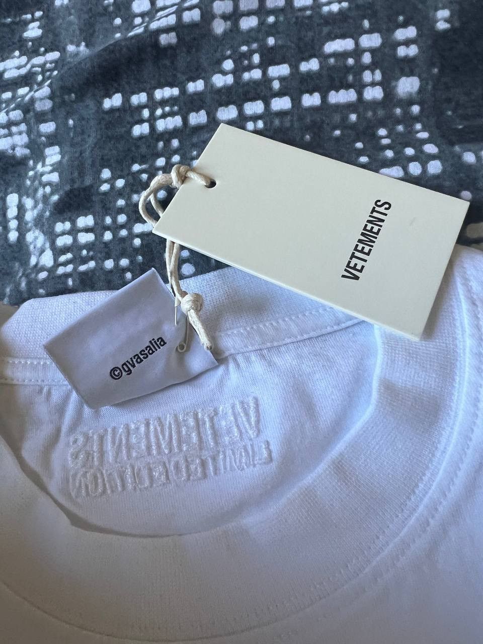 Vetements Vetements bullshirt T-Shirt Size US XS / EU 42 / 0 - 5 Thumbnail