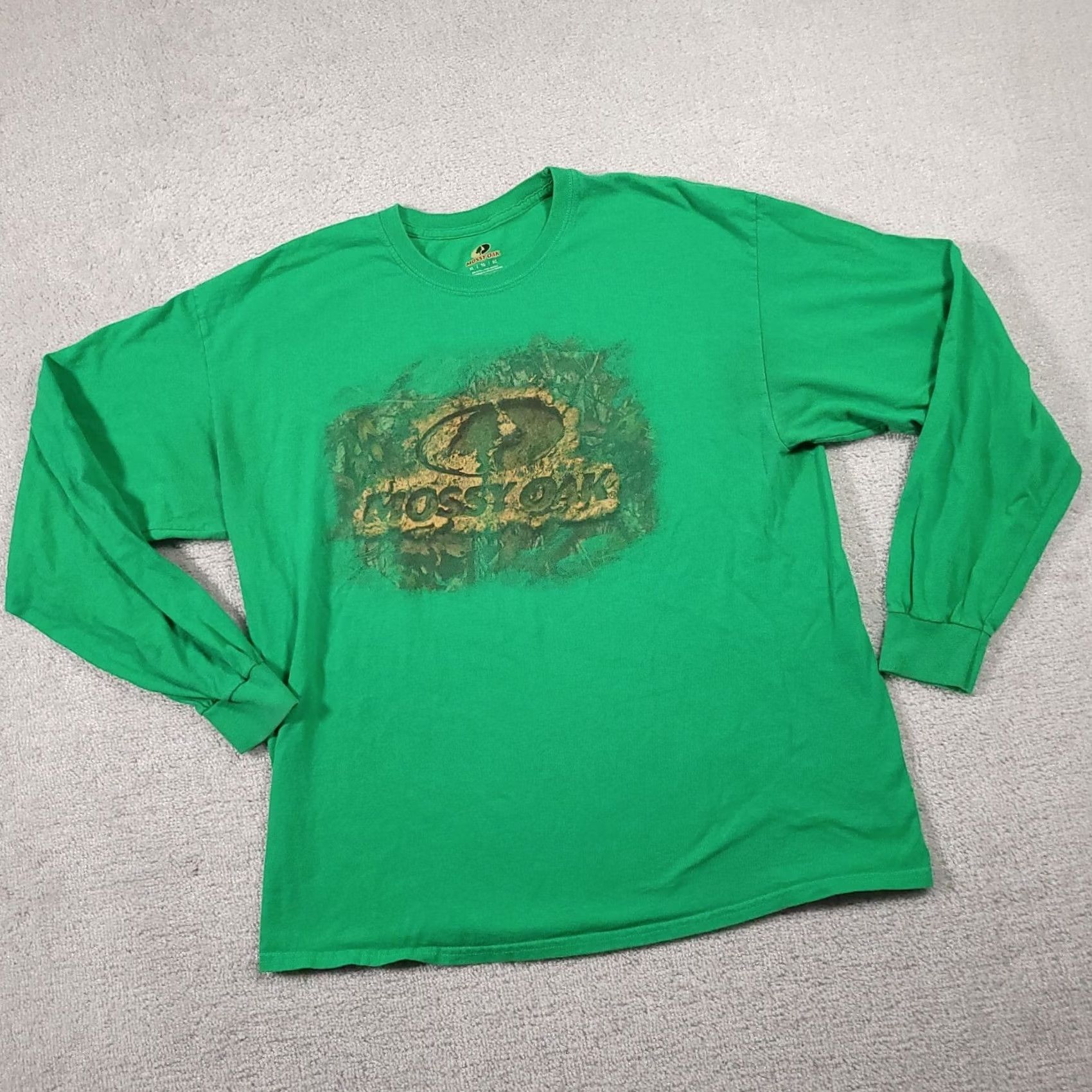 Vintage Mossy Oak T Shirt Mens XL Green Long Sleeve Graphic Tee Crewneck Outdoors Casual Mens XL Green Mossy Oak Shirt Size US XL / EU 56 / 4 - 2 Thumbnail