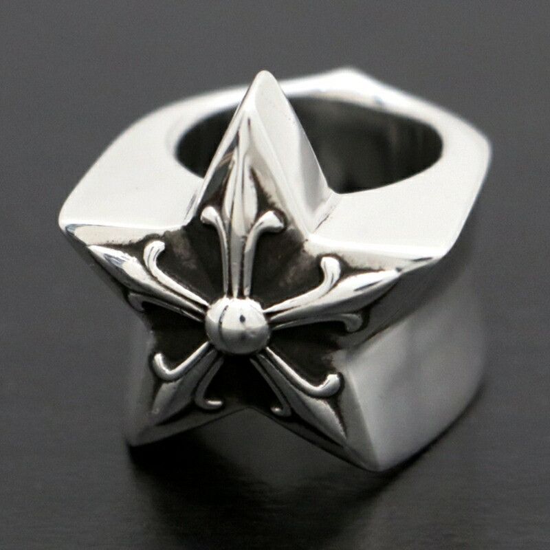 image of Chrome Hearts Star Ring in Silver, Men's