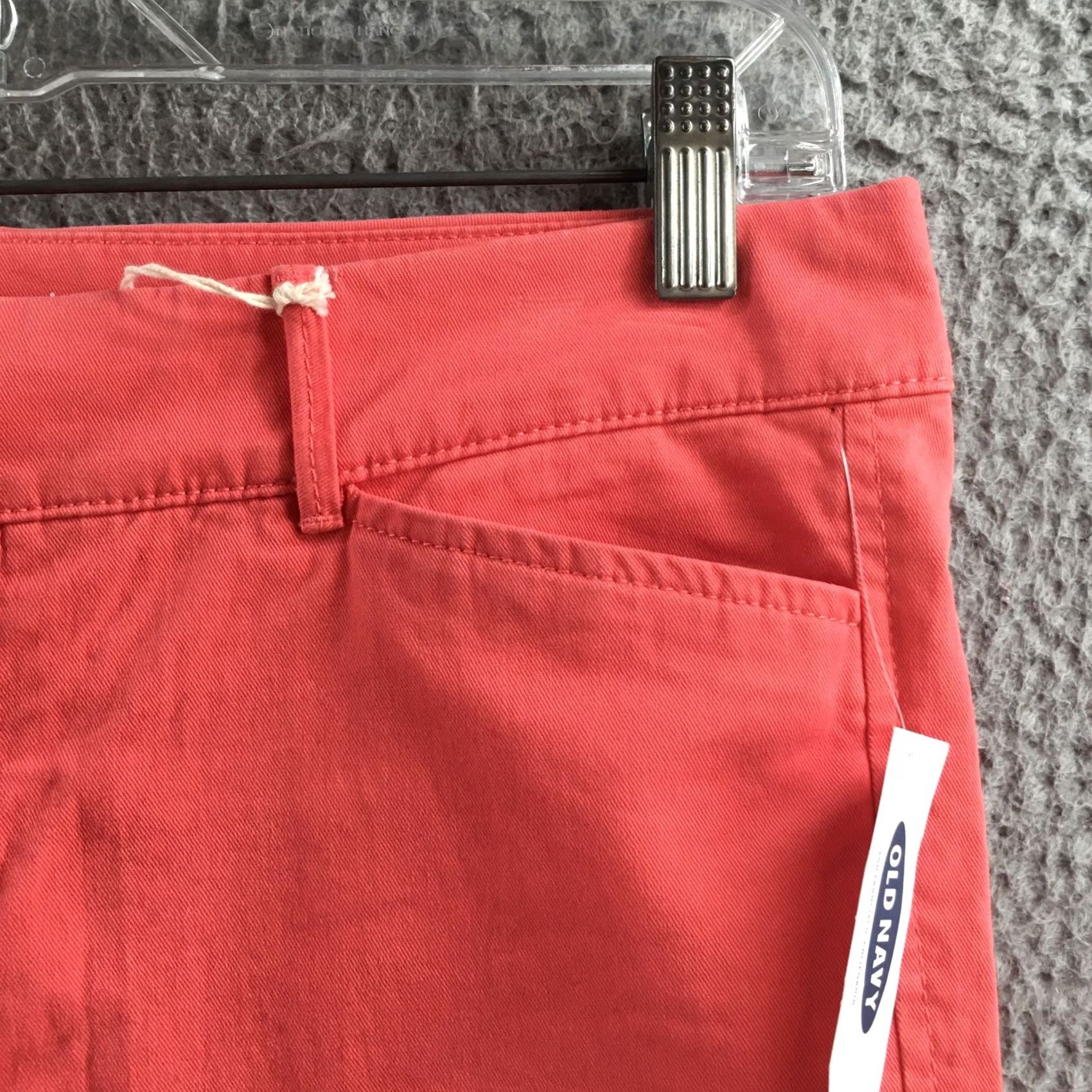 Old Navy Old Navy Pixie Ankle Pants Womens 6R Coral Mid Rise Zip Fly NEW Pants Women 6 Coral Pink Classic Slim Leg Modern 32in Waist 25.5in Inseam Size 28" / US 6 / IT 42 - 4 Thumbnail