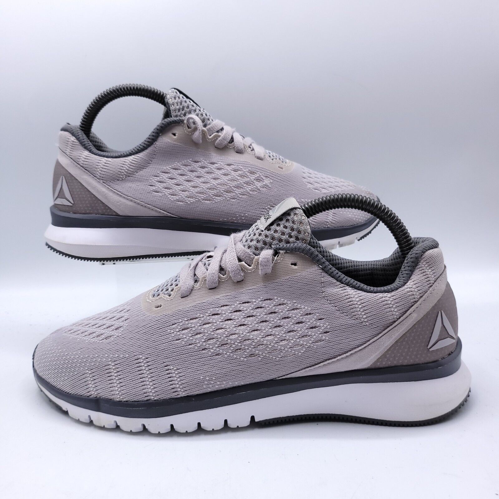 Reebok Reebok Print Smooth Runner Shoe Womens Size 8 BD4536 Gray Size US 8 / IT 38 - 5 Thumbnail