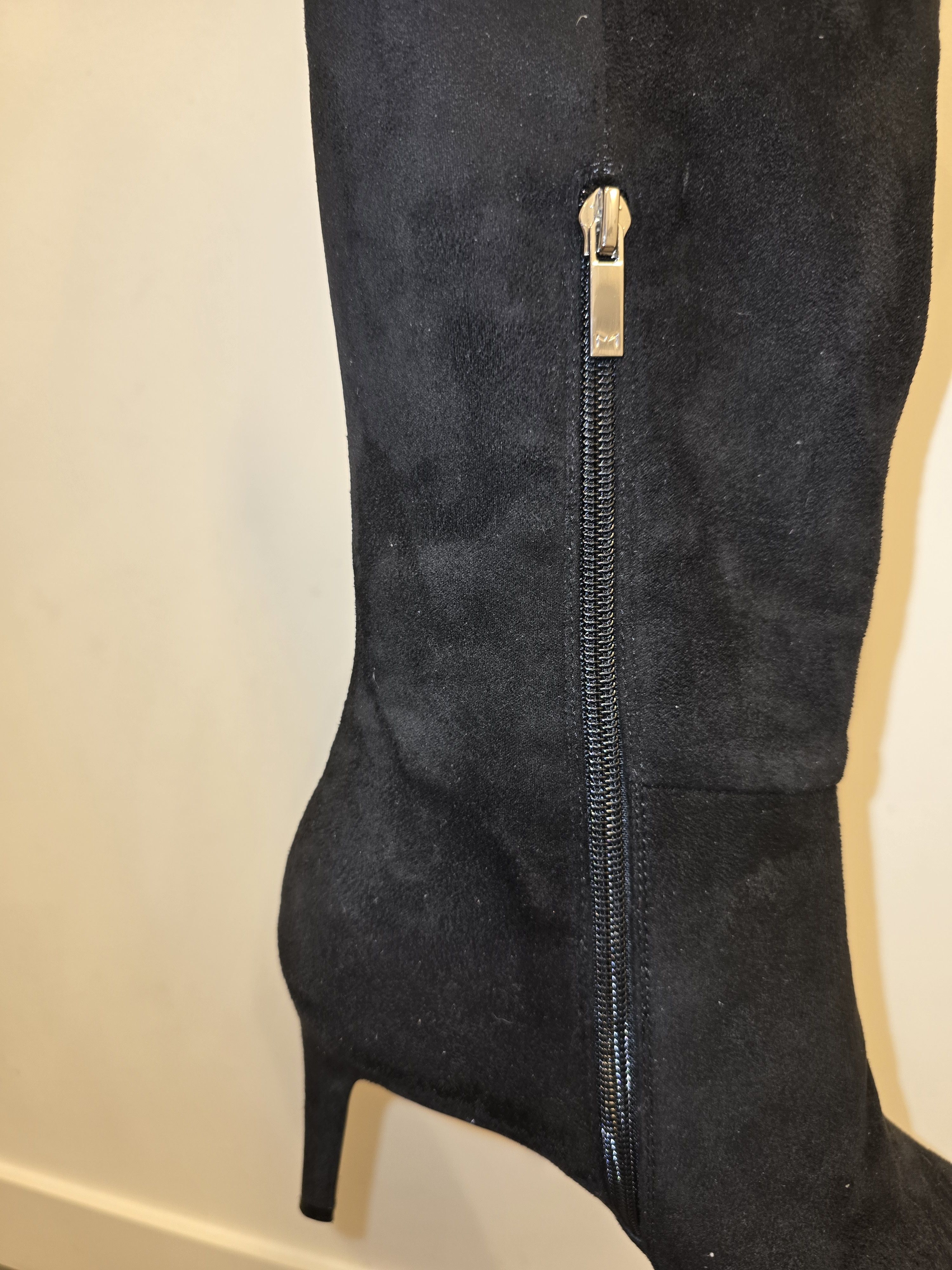 Marc Fisher Marc Fisher LTD Black Genessa3 Over-the-knee Boots Size 9M Size US 9 / IT 39 - 4 Thumbnail