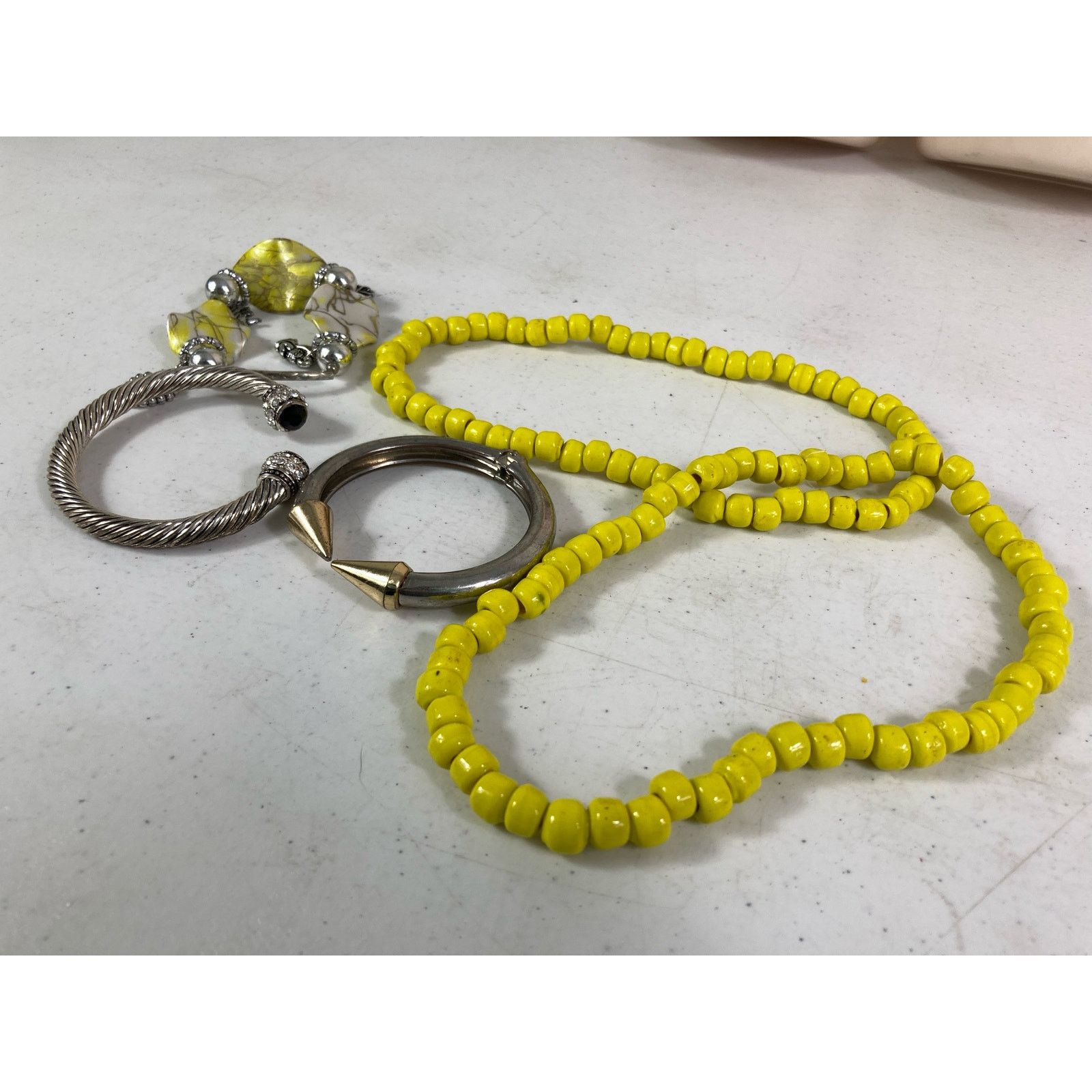 Other Yellow Charm Bracelet & Necklace Lot Stylish Set Vibrant Size ONE SIZE - 4 Thumbnail