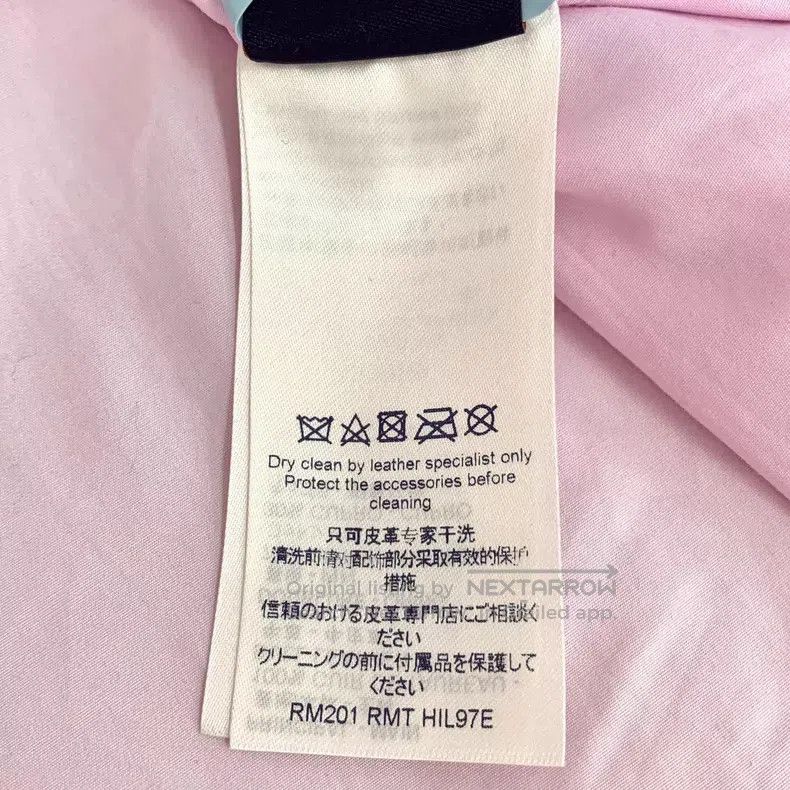 Louis Vuitton Louis Vuitton Pink logo presbyopic embossed full print cow Size US S / EU 44-46 / 1 - 7 Thumbnail