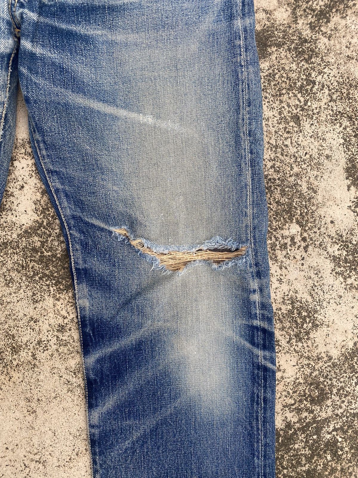 Blue Blue Japan × Japanese Brand × Le Grande Bleu (L.G.B.) Blue Blue Japan Distressed Selvedge Honeycomb Clawmark Denim Size US 29 - 7 Thumbnail
