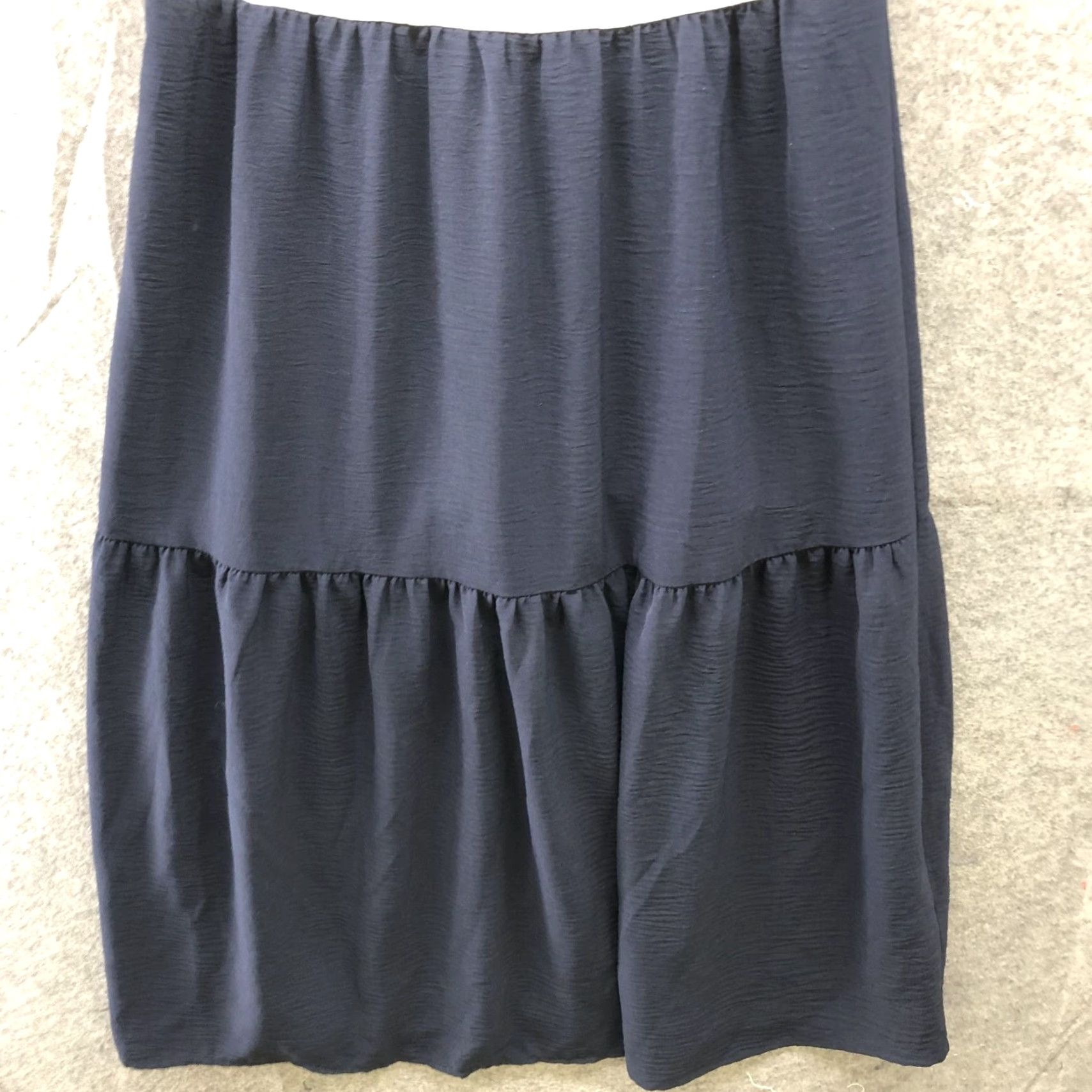 DKNY DKNY Maxi Dress Size 10 Halter Sleeveless White Navy Blue Dress Maxi Dress Women 10 Halter Sleeveless Solid Pattern Spring Summer Fashion Size L / US 10 / IT 46 - 4 Thumbnail