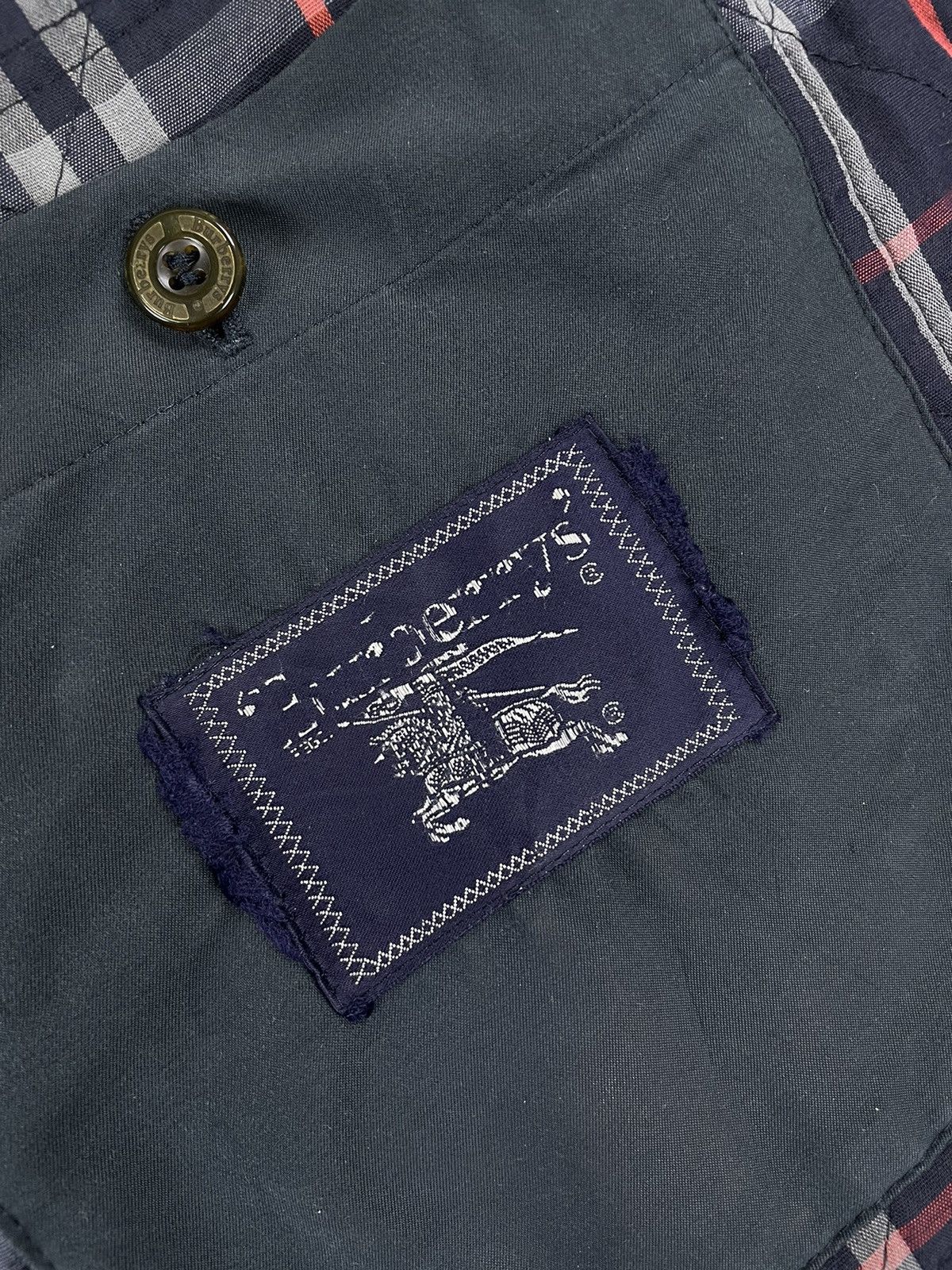 Burberry × Vintage Vintage 80s Burberry’s Buttoned Quilted Jacket Size US L / EU 52-54 / 3 - 6 Thumbnail