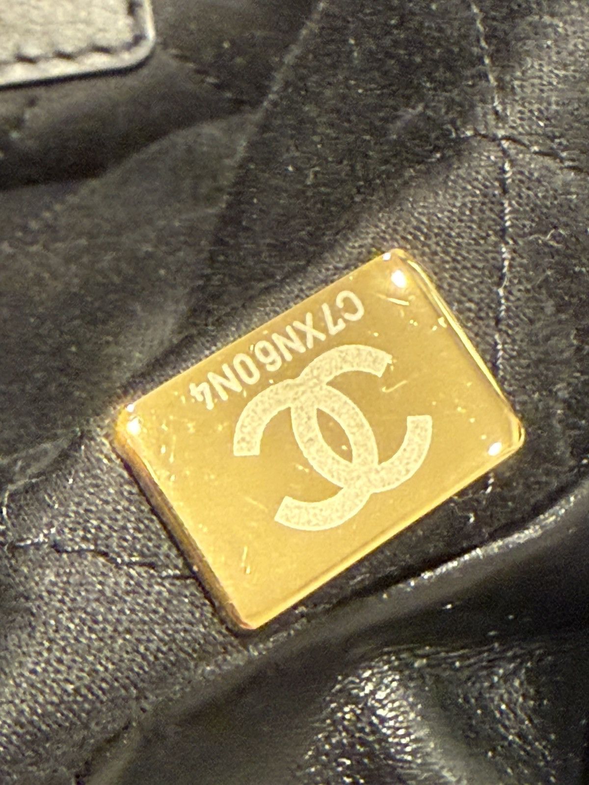 Chanel Chanel 22 Bag (Black/Gold) Size ONE SIZE - 7 Thumbnail