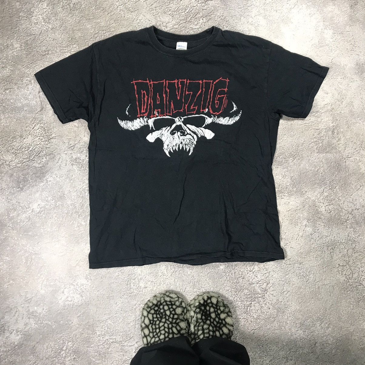 Vintage Vintage Y2K Danzig Skull Graphic Tee Horror Punk Dark Slim L Size US L / EU 52-54 / 3 - 1 Thumbnail