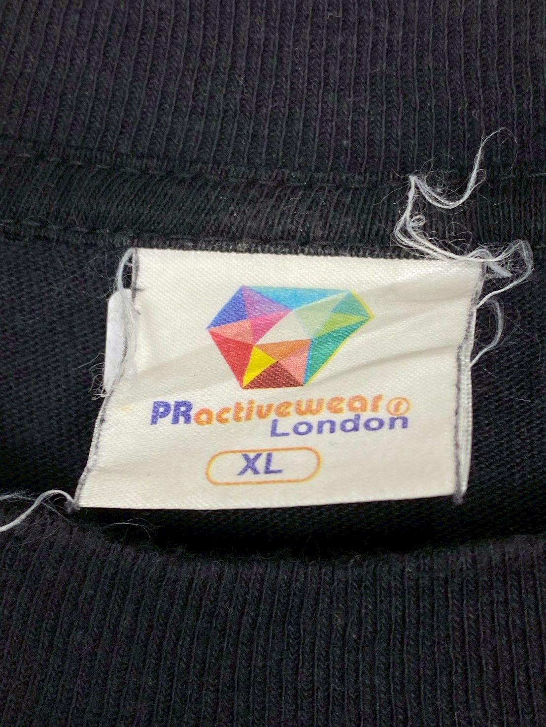 Vintage Vintage Zip It London No Surrender T-Shirts DO1256 Size US XL / EU 56 / 4 - 6 Thumbnail
