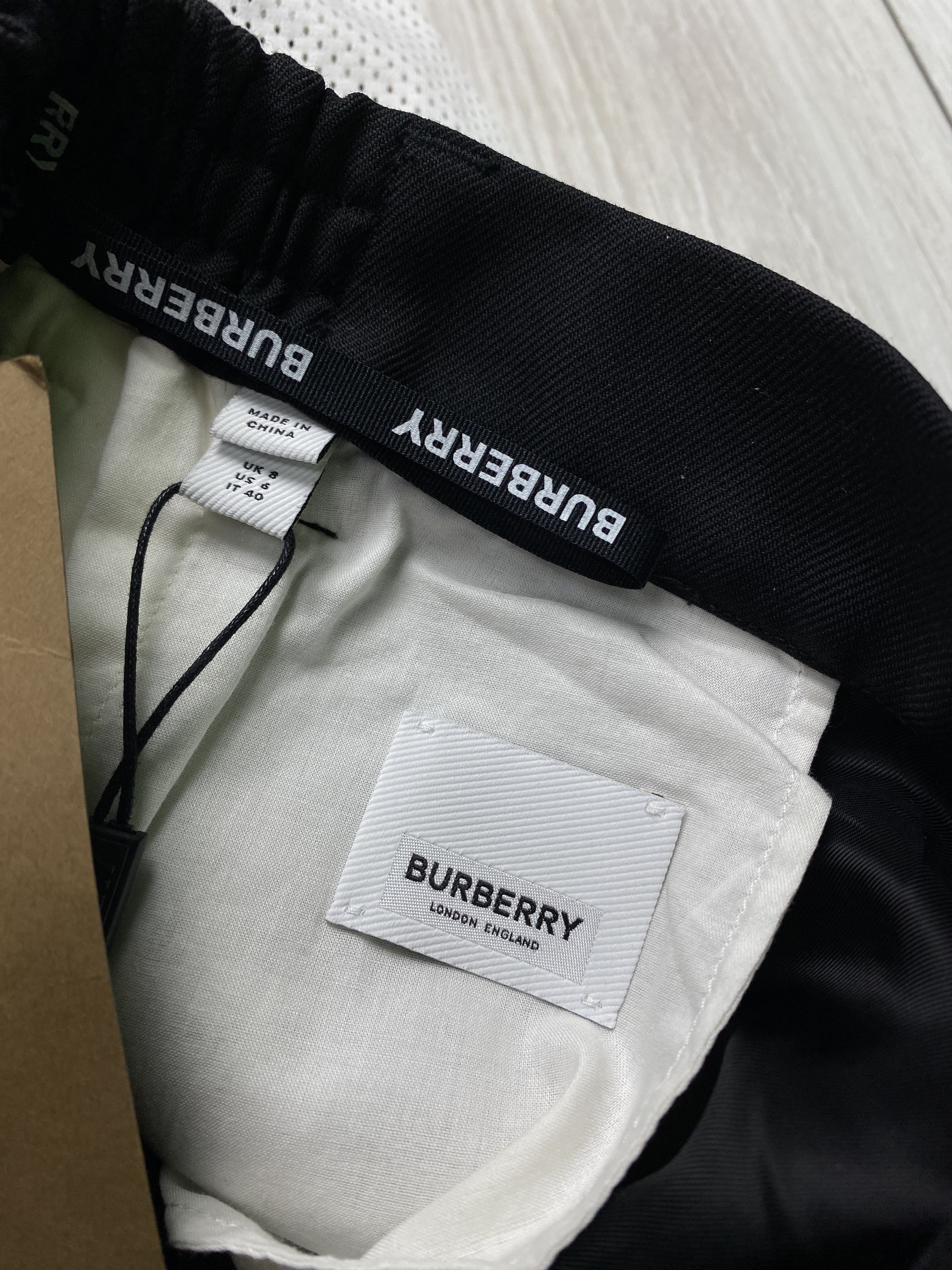 Burberry Burberry Mesh Striped Jersey Tailored Trouser pants Size 27" / US 4 / IT 40 - 11 Thumbnail