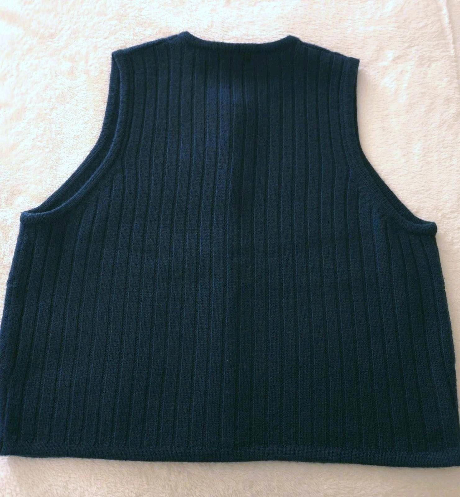 Pierre Cardin Pierre Cardin Vtg 100% Wool Sweater Vest Large Blue Preppy Size L / US 10 / IT 46 - 3 Thumbnail