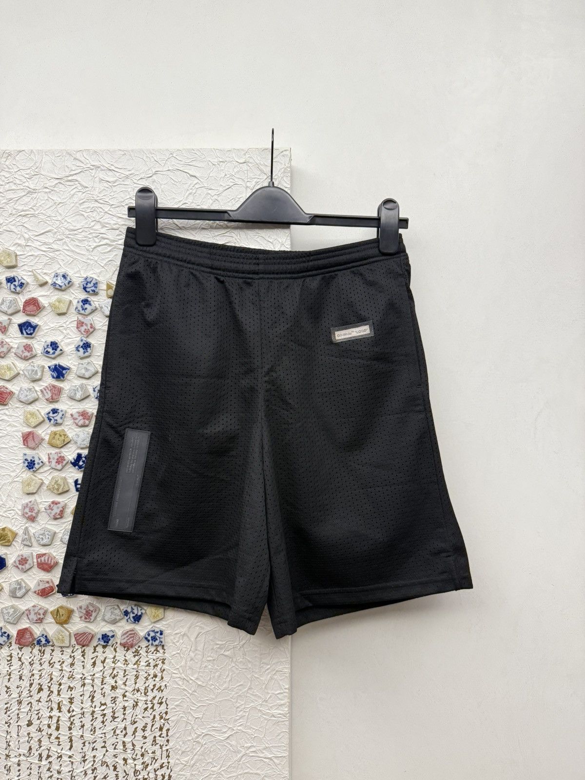 Off-White Off-White Basic Logo Mesh Shorts Black Size US 30 / EU 46 - 1 Thumbnail