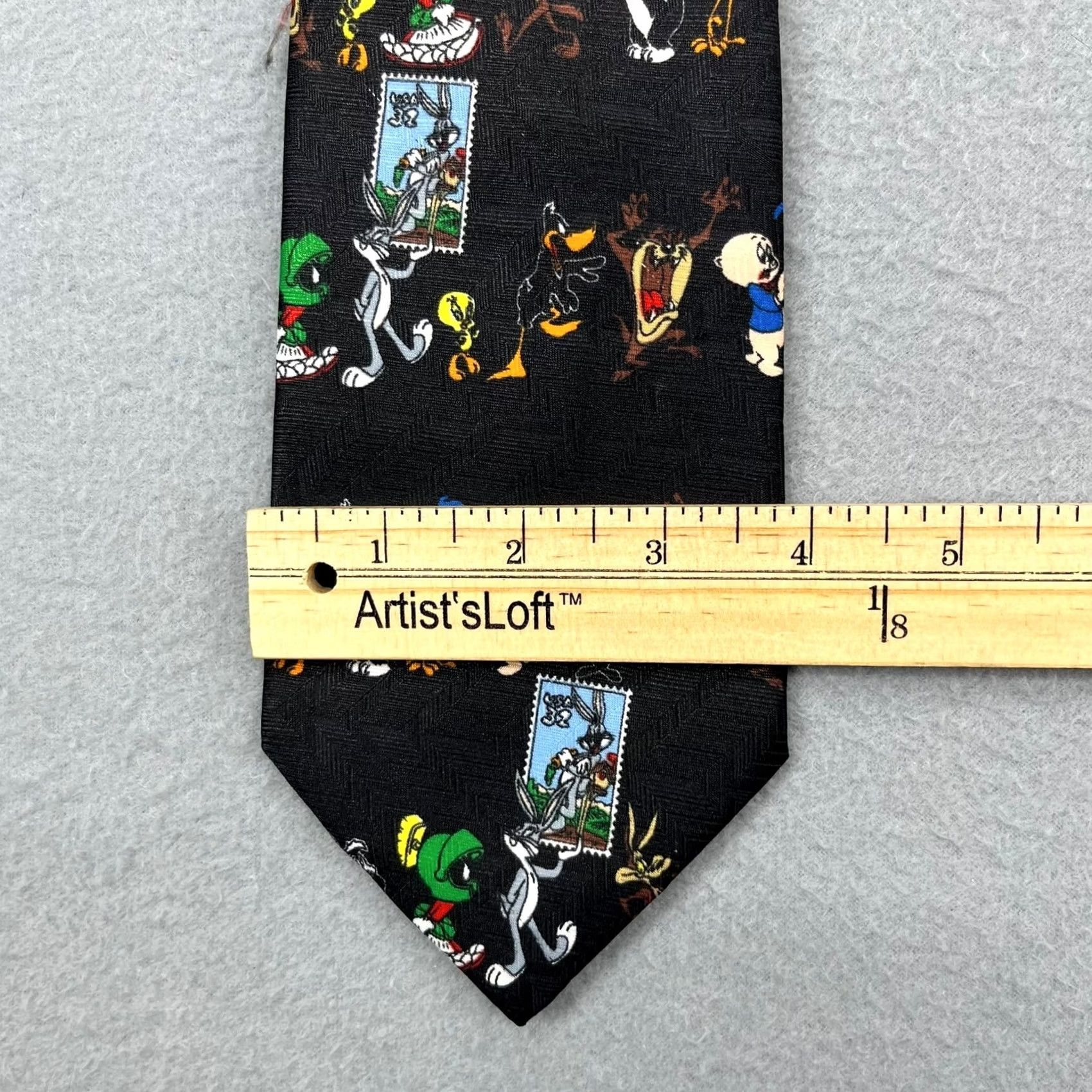 Vintage VINTAGE Looney Tunes Tie Black Necktie Bugs Bunny Daffy Duck 1997 Stamp Collection Mens One Size Size ONE SIZE - 7 Thumbnail
