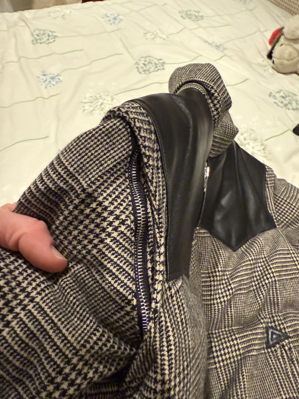 Celine $3.7k FW19 Celine Prince of Wales check leather puffa coat Size US M / EU 48-50 / 2 - 19 Thumbnail
