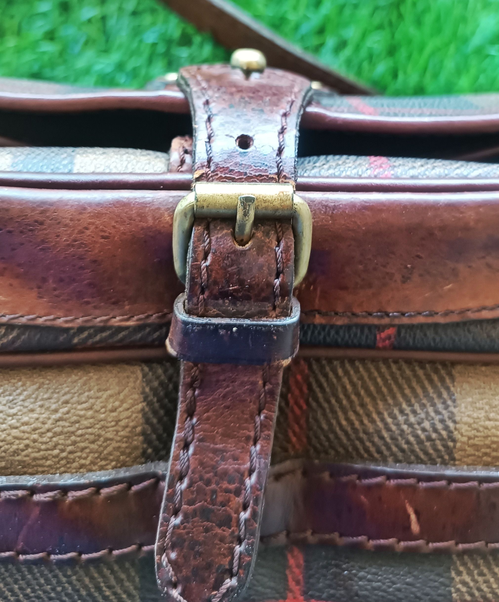 Leather × Vintage GIAMAX VINTAGE CHECK MONOGRAM LEATHER SLING BAG Size ONE SIZE - 14 Thumbnail