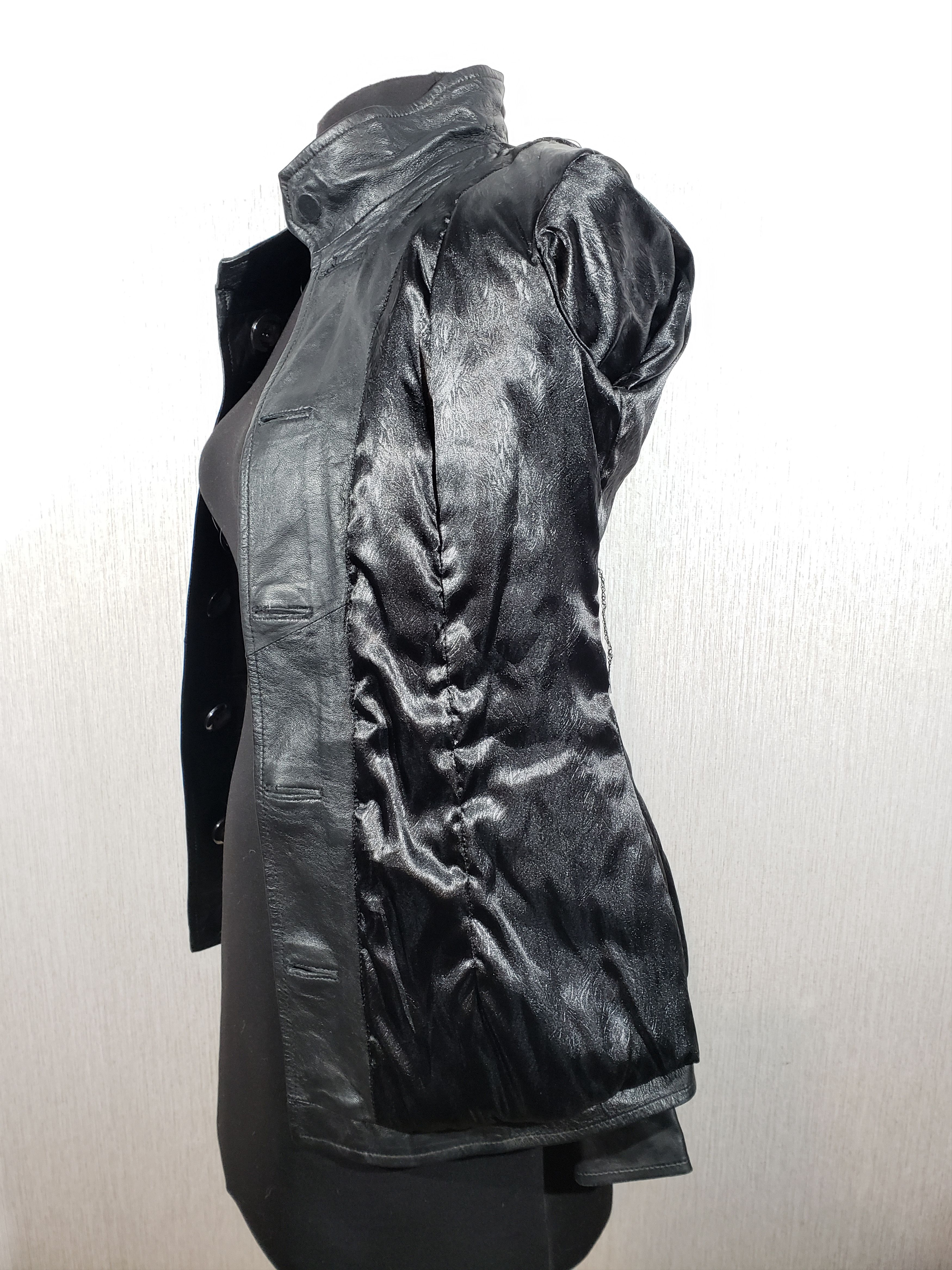 Other Stylish women's leather jacket with buttons. Size XS / US 0-2 / IT 36-38 - 9 Thumbnail