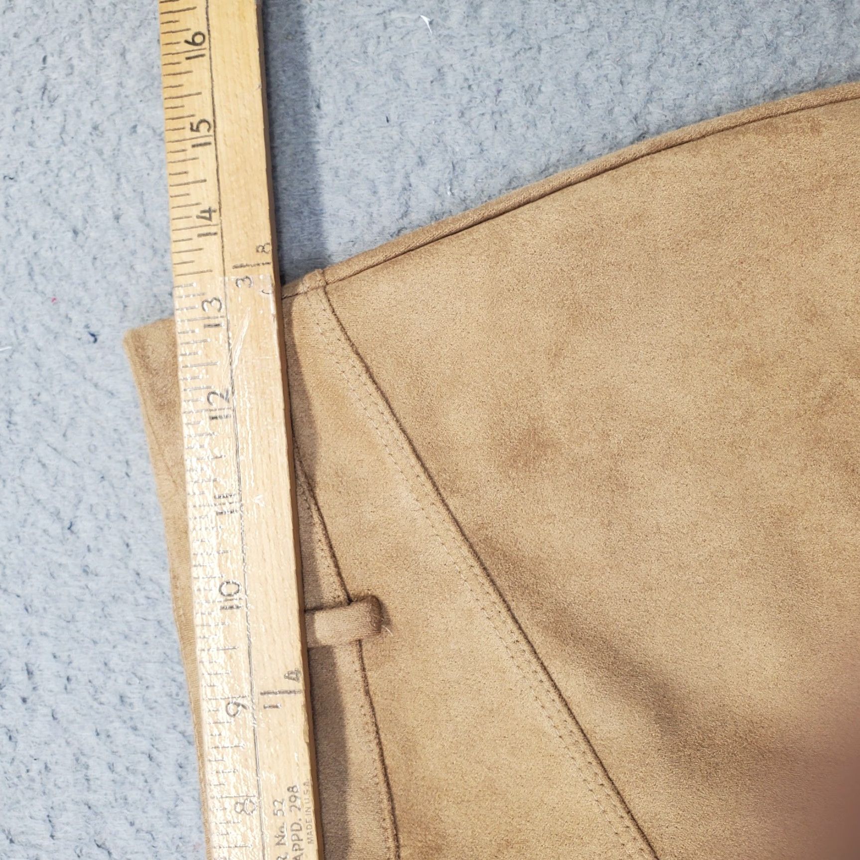 Vintage Pull&Bear Mini Skirt Womens Size S Brown Faux Suede Boho Chic Western High Waist Skirt Womens Small Brown 90s Style Fashion Girl Mens Girls Size 28" / US 6 / IT 42 - 4 Thumbnail