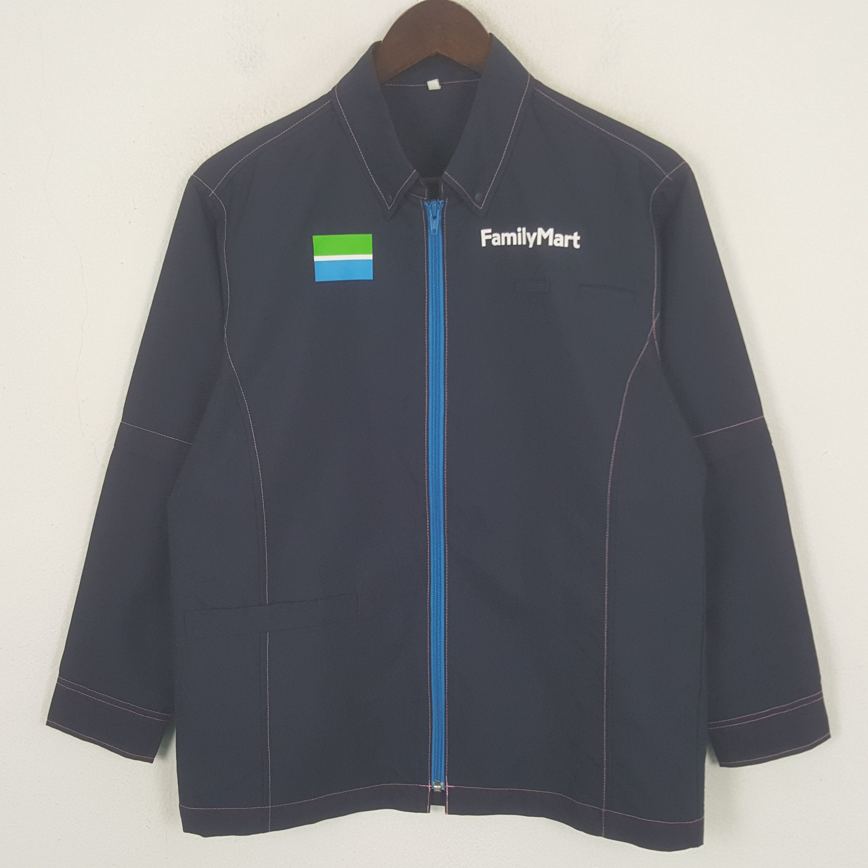 Japanese Brand Vintage Family Mart Worker Japan Jacket Size US S / EU 44-46 / 1 - 3 Thumbnail