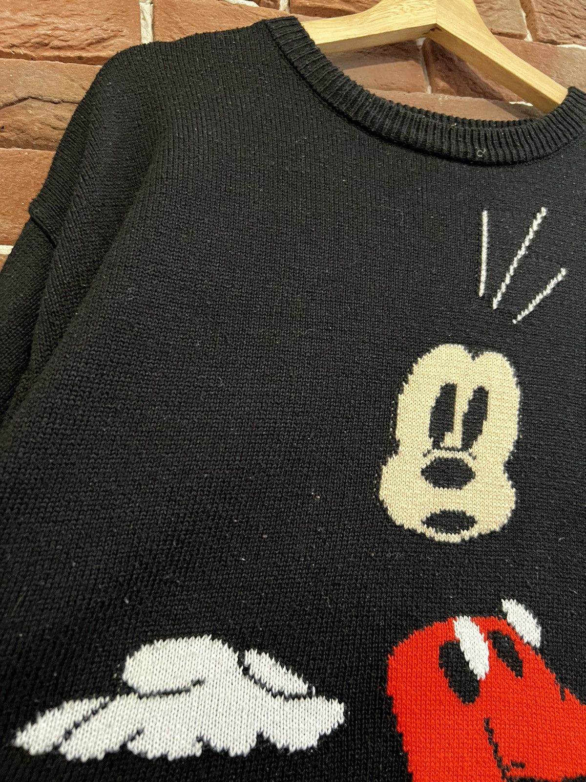 Disney Mickey Mouse Knit Sweatshirt Grail Hype Black XL Looney Tune Size US XL / EU 56 / 4 - 4 Thumbnail