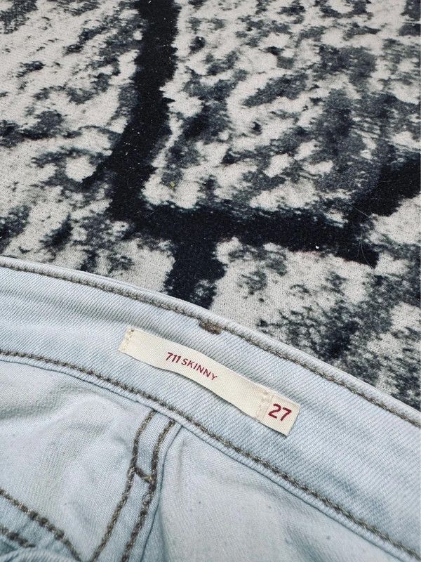 Levi's Levis 711 skinny jeans 27 baby blue Size 27" / US 4 / IT 40 - 5 Thumbnail