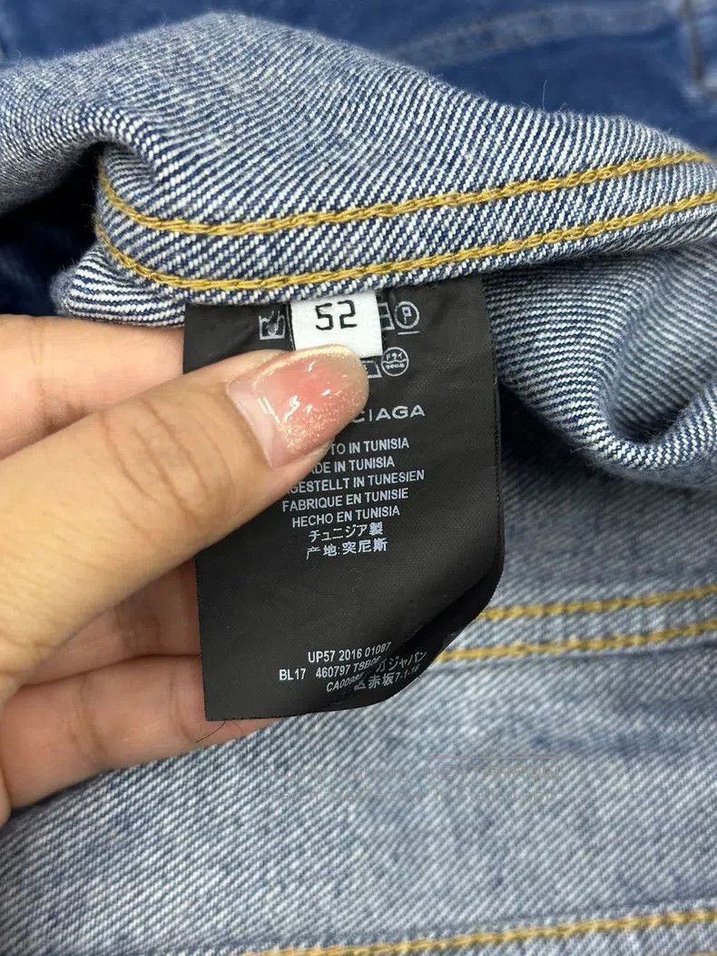 Balenciaga Balenciaga Blue denim jacket Size US L / EU 52-54 / 3 - 6 Thumbnail