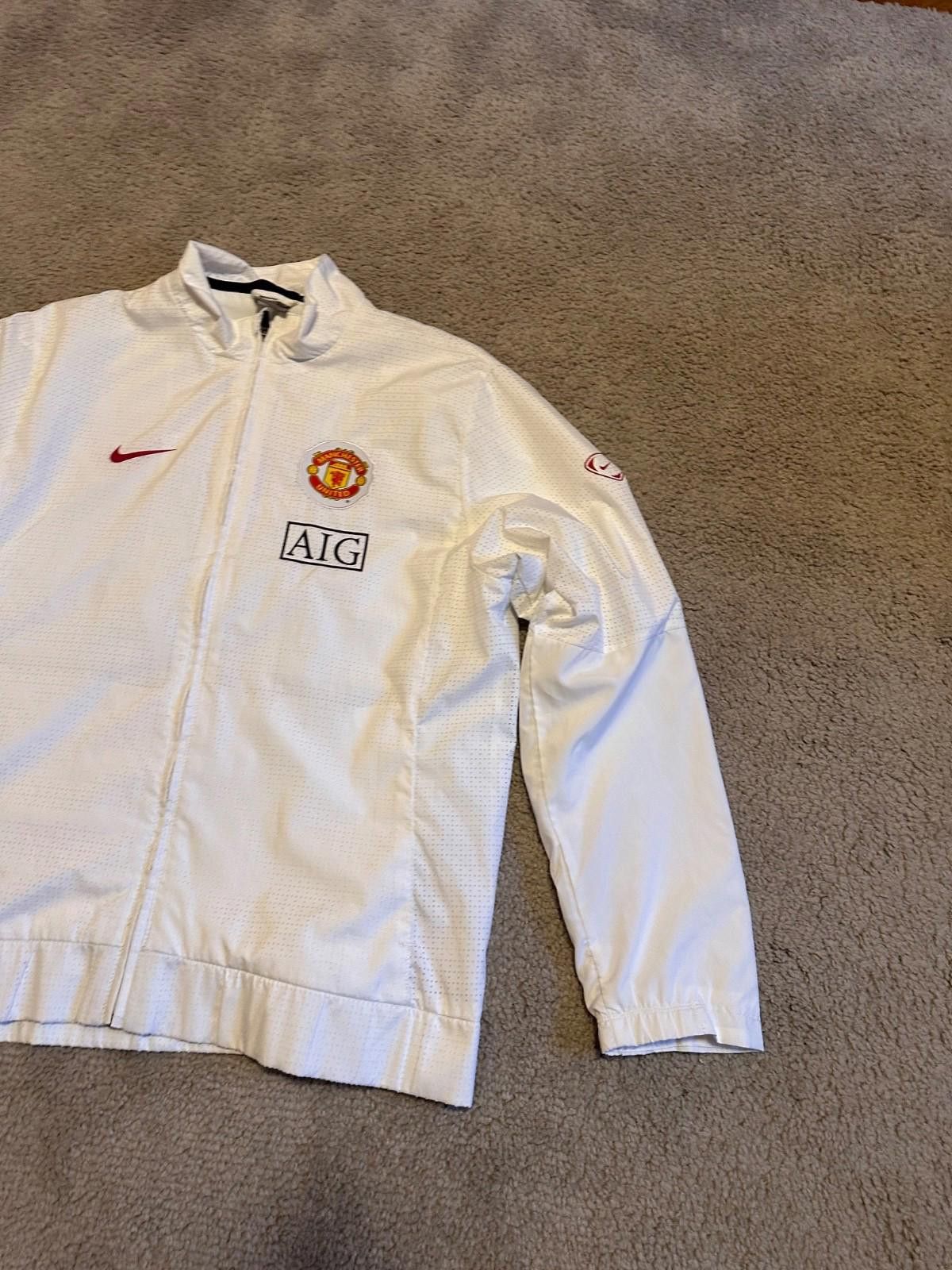 Nike Vtg Nike Manchester United Football Jacket Soccer Track Top Size US XL / EU 56 / 4 - 4 Thumbnail