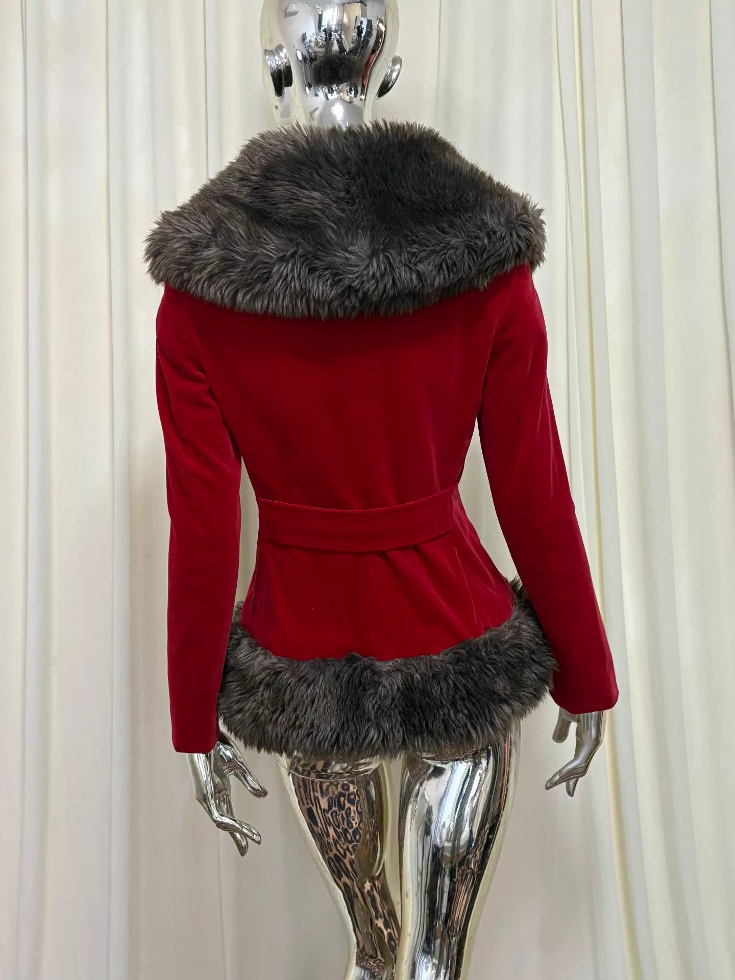 Paul Smith Paul Smith Vintage Red Velvet Fringe Big Lapel Waistcoat 40 Size S / US 4 / IT 40 - 2 Thumbnail