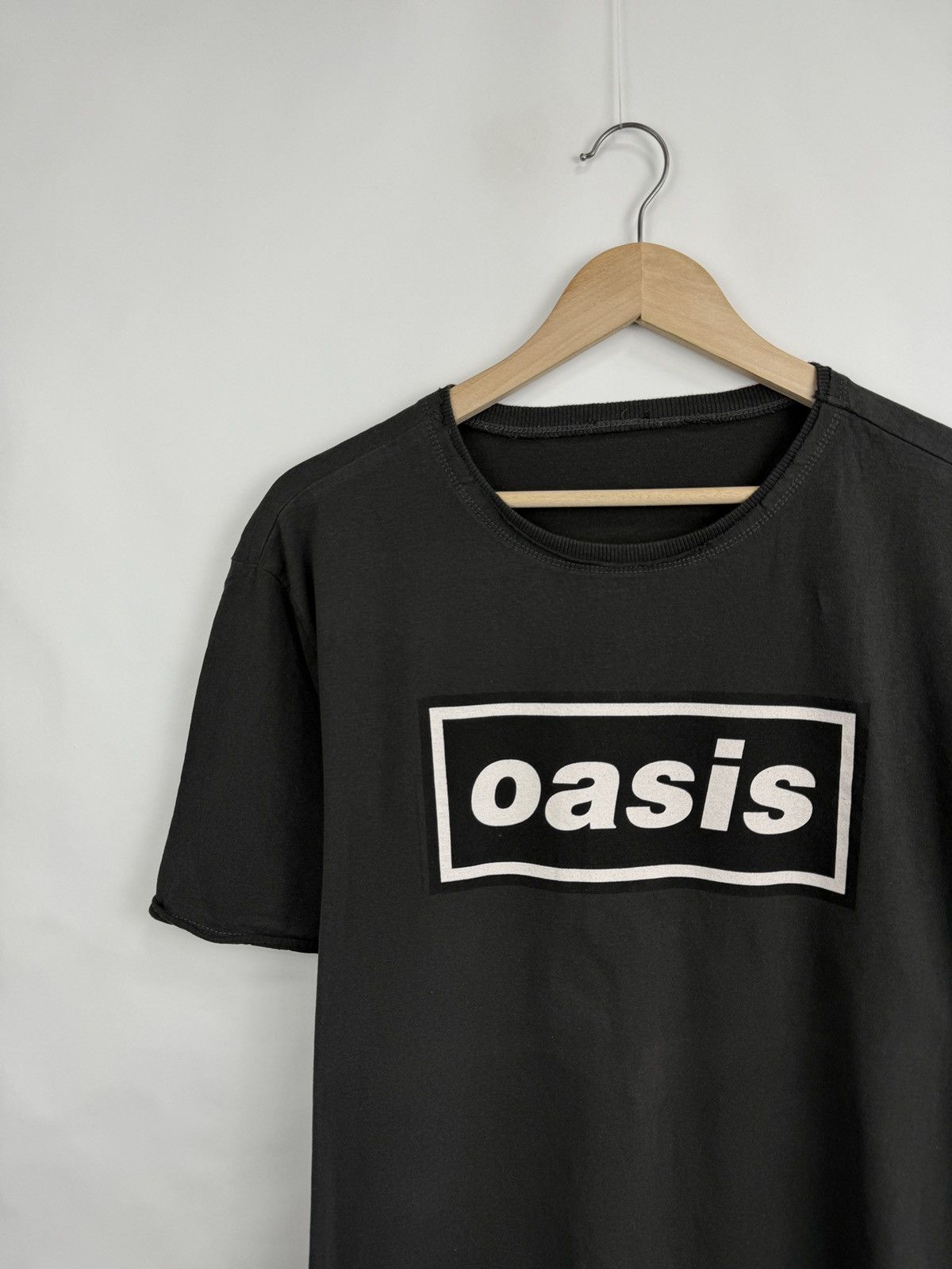 Band Tees 🇬🇧 Vintage Y2K Oasis Britpop T-Shirt Rare Liam Gallagher 2024 Size US L / EU 52-54 / 3 - 3 Thumbnail