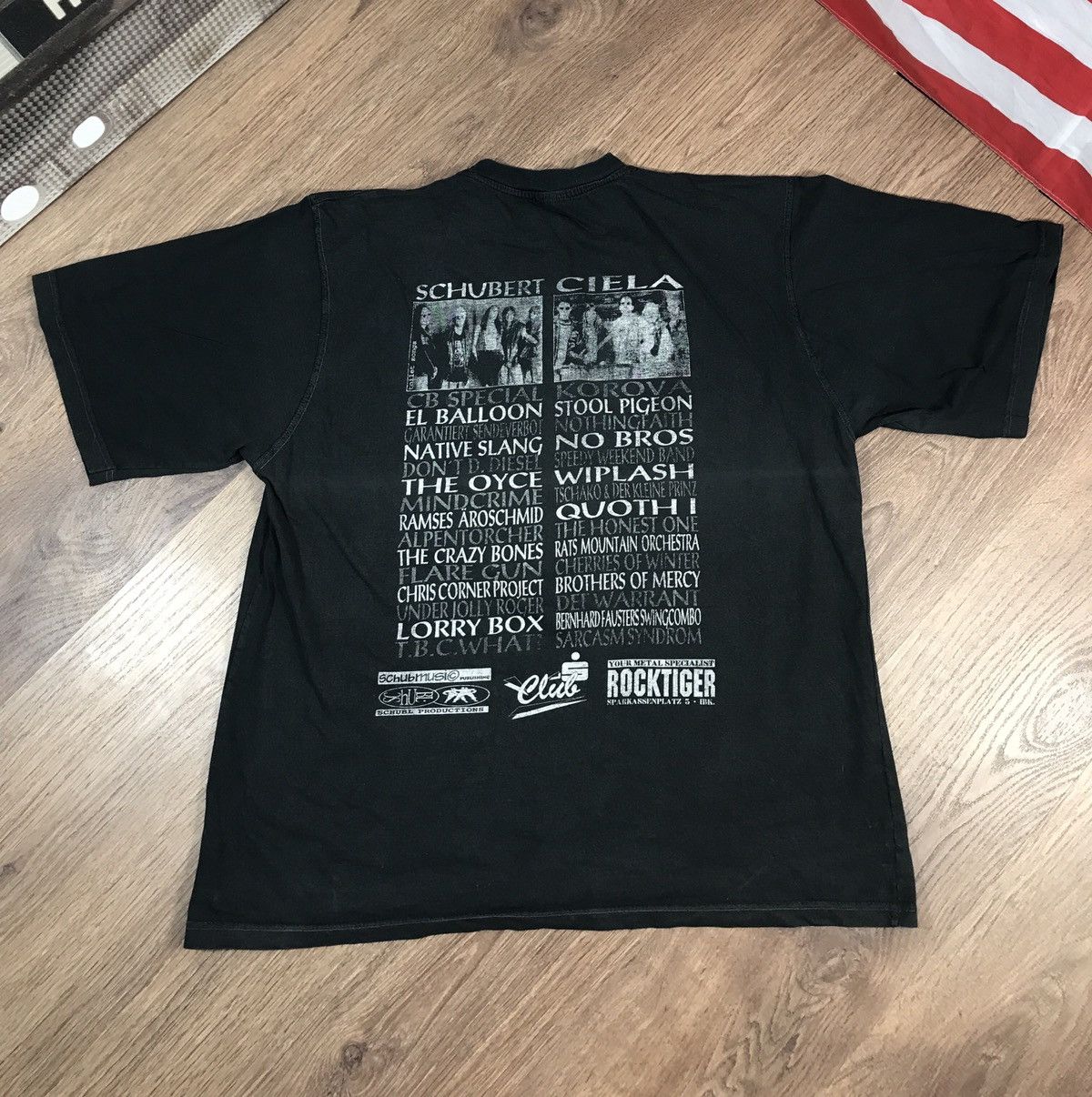 Band Tees × Vintage Vintage Schubert Toilet Soungs Rock T Shirt 90s Size US L / EU 52-54 / 3 - 6 Thumbnail