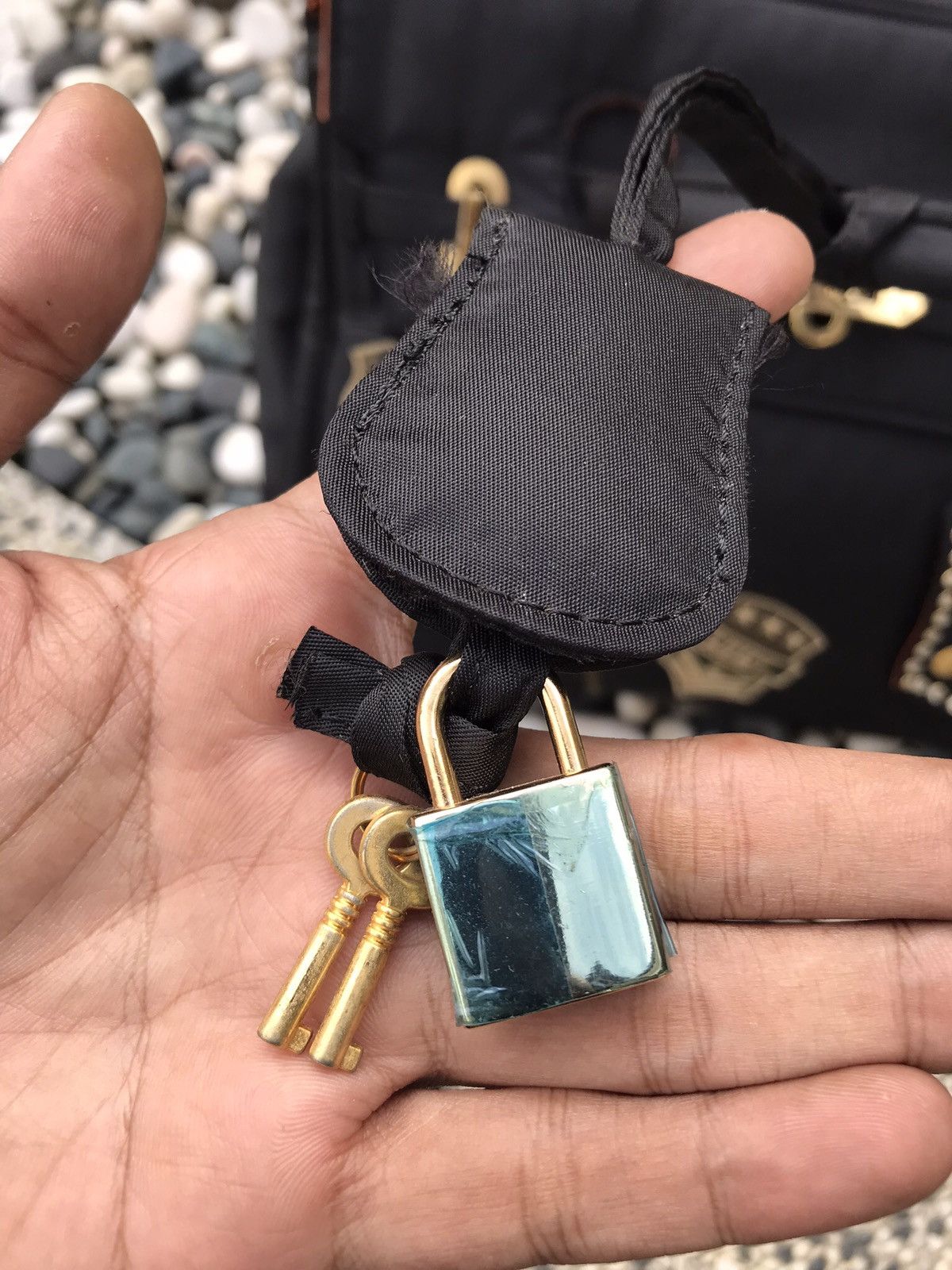 Japanese Brand DEZERT INDUSTRY TYPE HANDBAG HANDMADE 🇯🇵 Size ONE SIZE - 4 Thumbnail