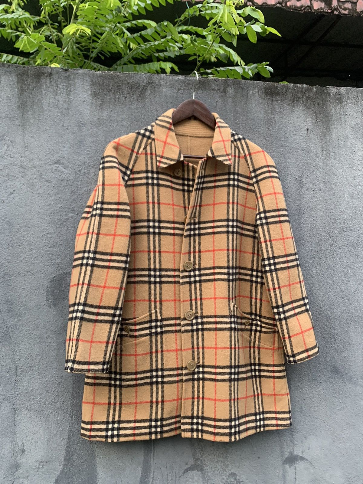 Burberry 🔥BURBERRYS NOVA CHECK WOOL REVERSIBLE JACKET (WOMAN) Size US M / EU 48-50 / 2 - 1 Thumbnail