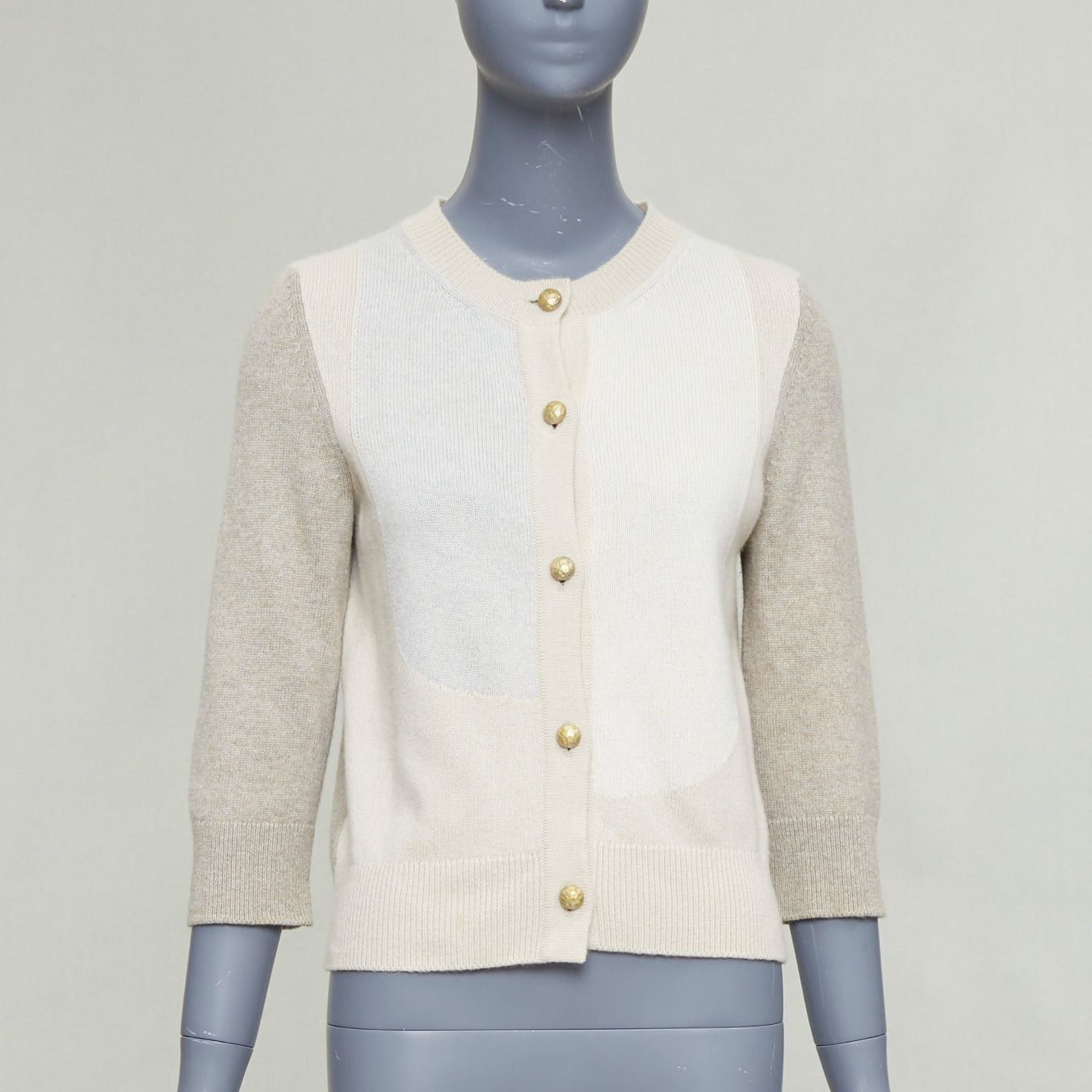 Chanel CHANEL 100% cashmere beige cream colorblocked CC buttons cardigan FR36 S Size S / US 4 / IT 40 - 1 Thumbnail
