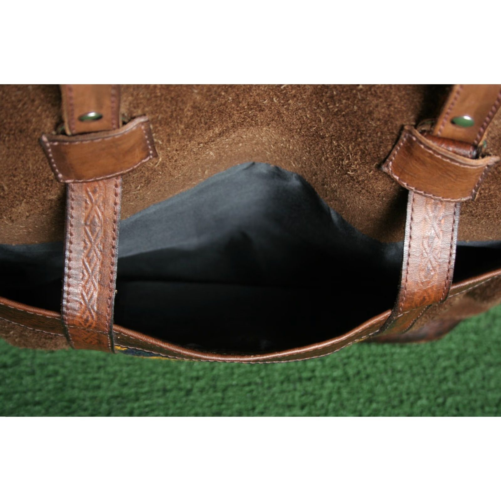 Vintage VINTAGE Bolivian Suede, Tooled Leather & Tapestry Slim Shoulder Tote Bag Size ONE SIZE - 6 Thumbnail