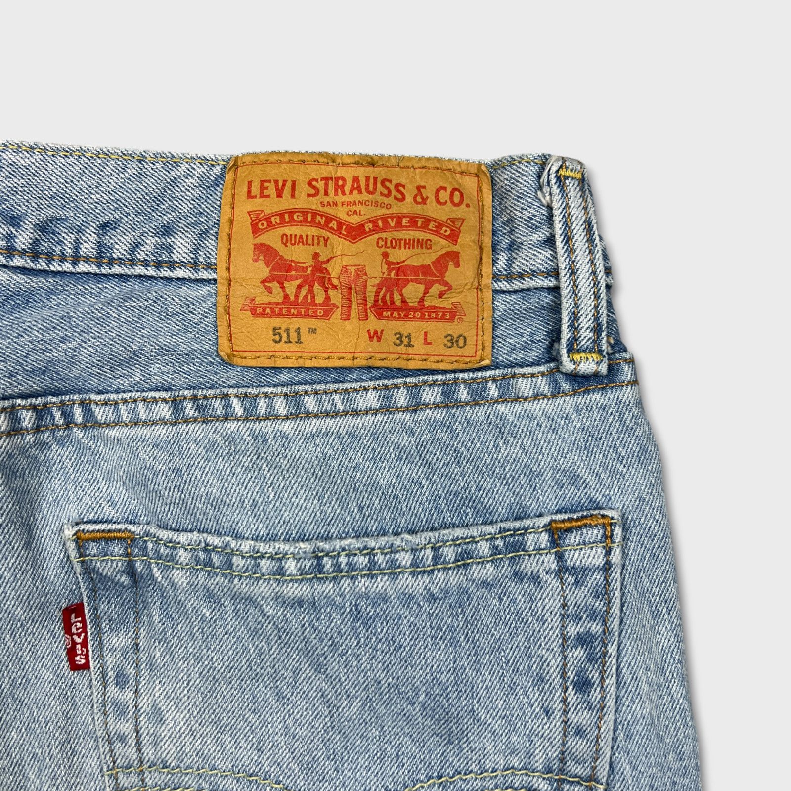 Levi's × Vintage Levi's 511 Jeans 31x30 Slim Fit Mid Rise Faded Denim Pants Size US 31 - 7 Thumbnail