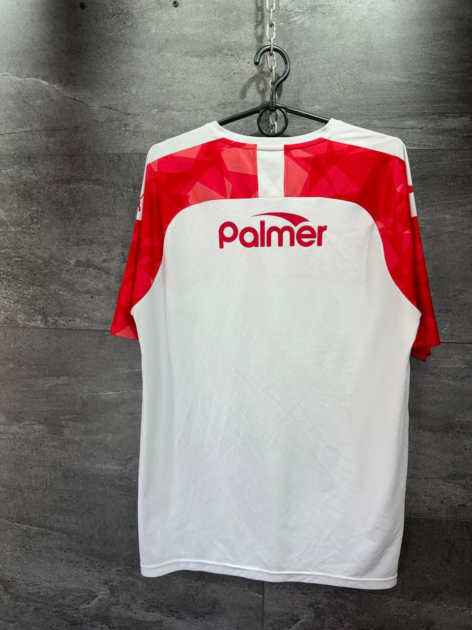 Puma BARNSLEY ENGLAND 2019/2020 THIRD FOOTBALL SHIRT JERSEY PUMA Size US L / EU 52-54 / 3 - 11 Thumbnail