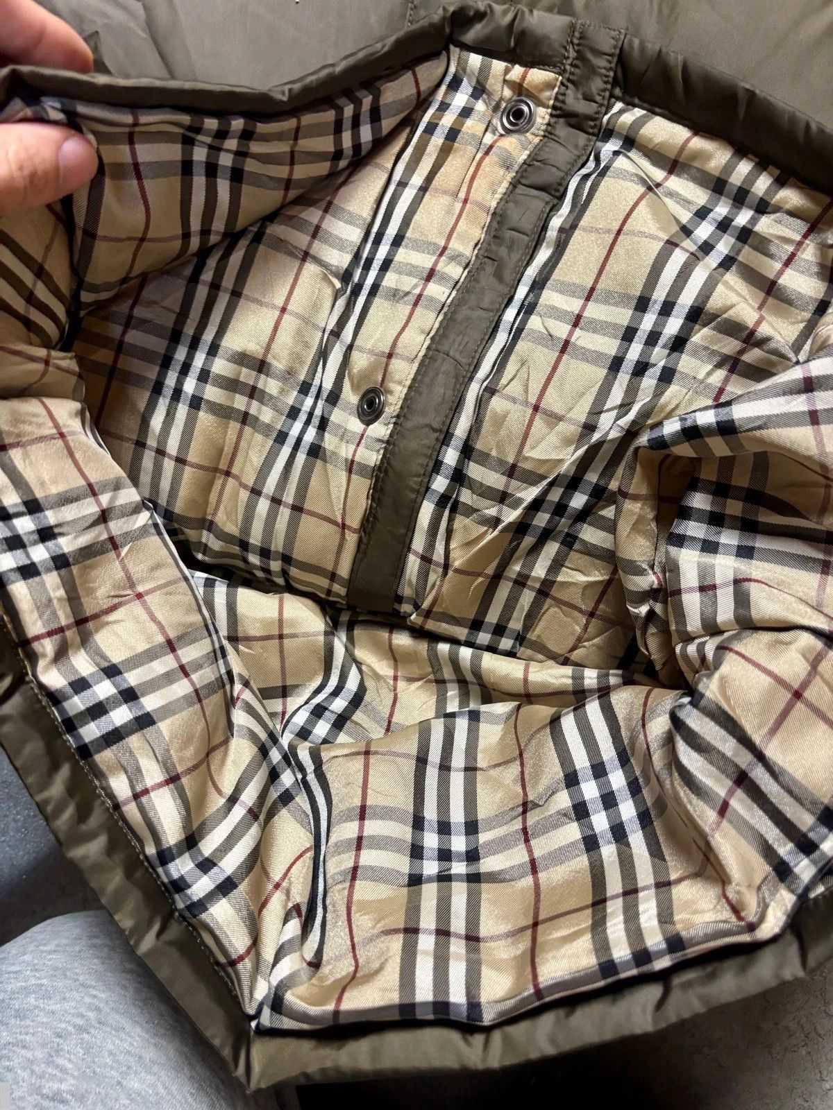 Burberry Burberry Black Label Down Jacket Fur Hood Khaki japan Size US M / EU 48-50 / 2 - 7 Thumbnail