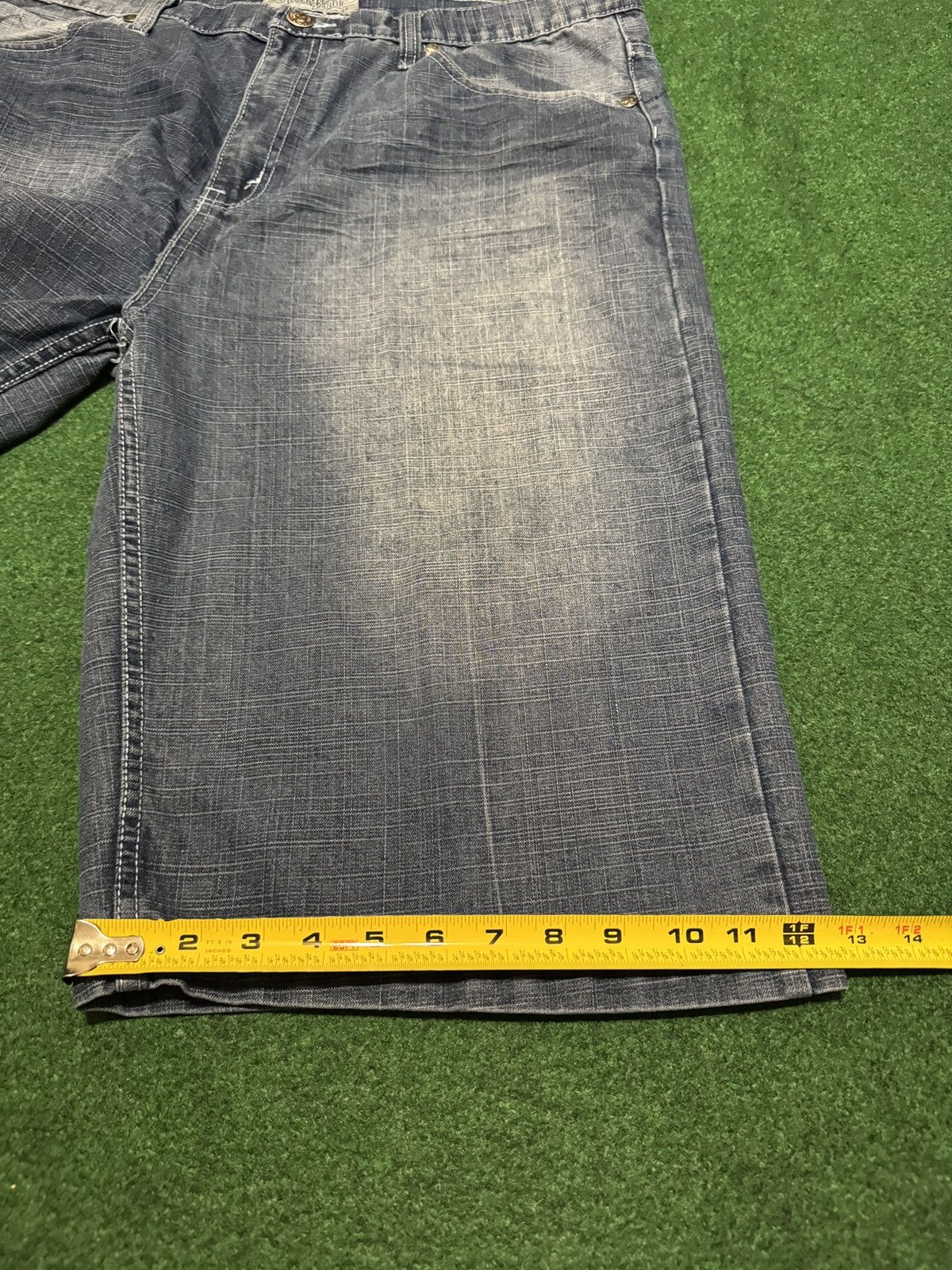 Southpole Y2K Silver Point Baggy Hip Hop Jorts 42 18” Denim Shorts Size US 42 / EU 58 - 7 Thumbnail