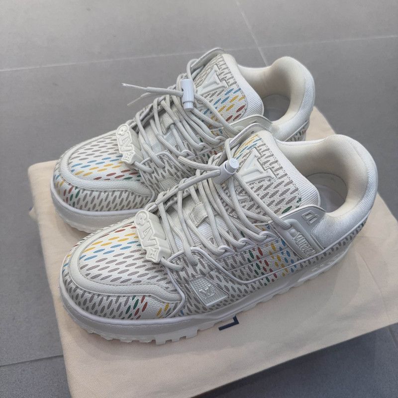 Louis Vuitton Louis Vuitton Trainer Low Top Sneakers for Men 0079 Size US 7.5 / EU 40-41 - 1 Thumbnail