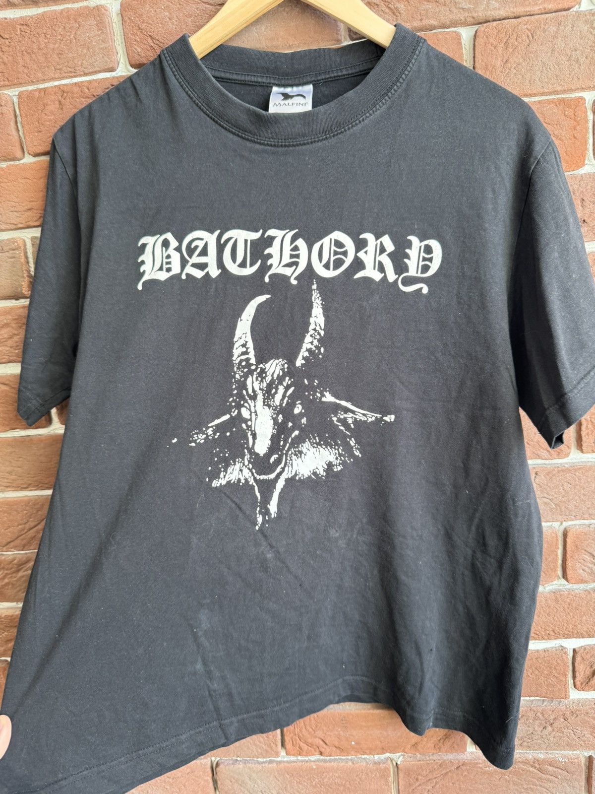 Band Tees Bathory Vintage 00s Goat Queen Black Metal Band Tee 666 Size US M / EU 48-50 / 2 - 3 Thumbnail