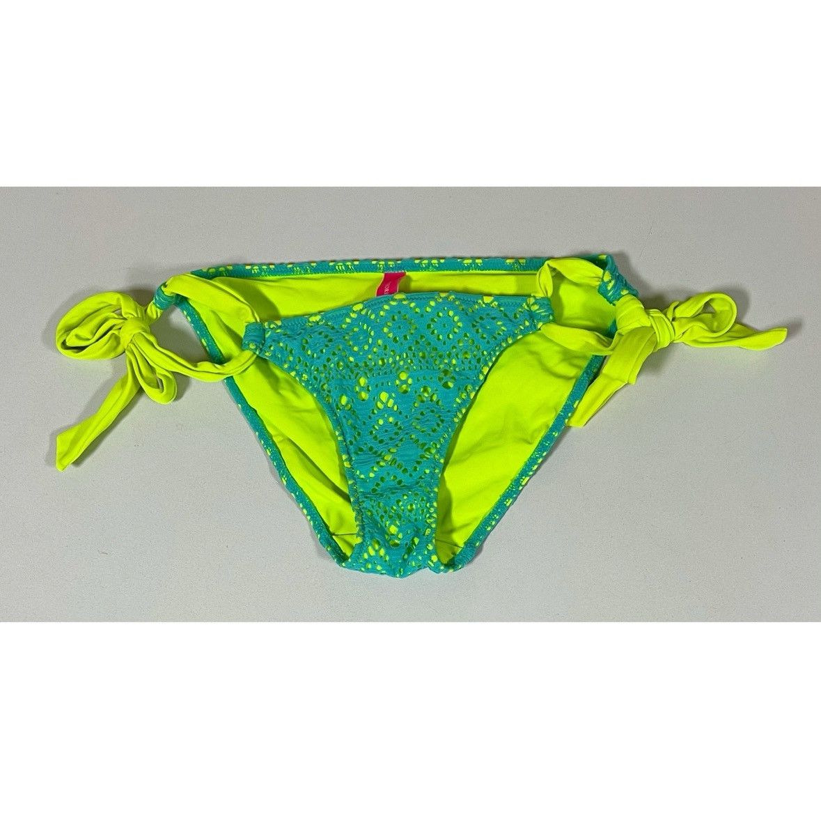 Designer × Victoria's Secret × Vintage Green Lace Bikini Bottoms Swimwear Bathing Suit Size S 🩵💚✨ Size ONE SIZE - 1 Thumbnail