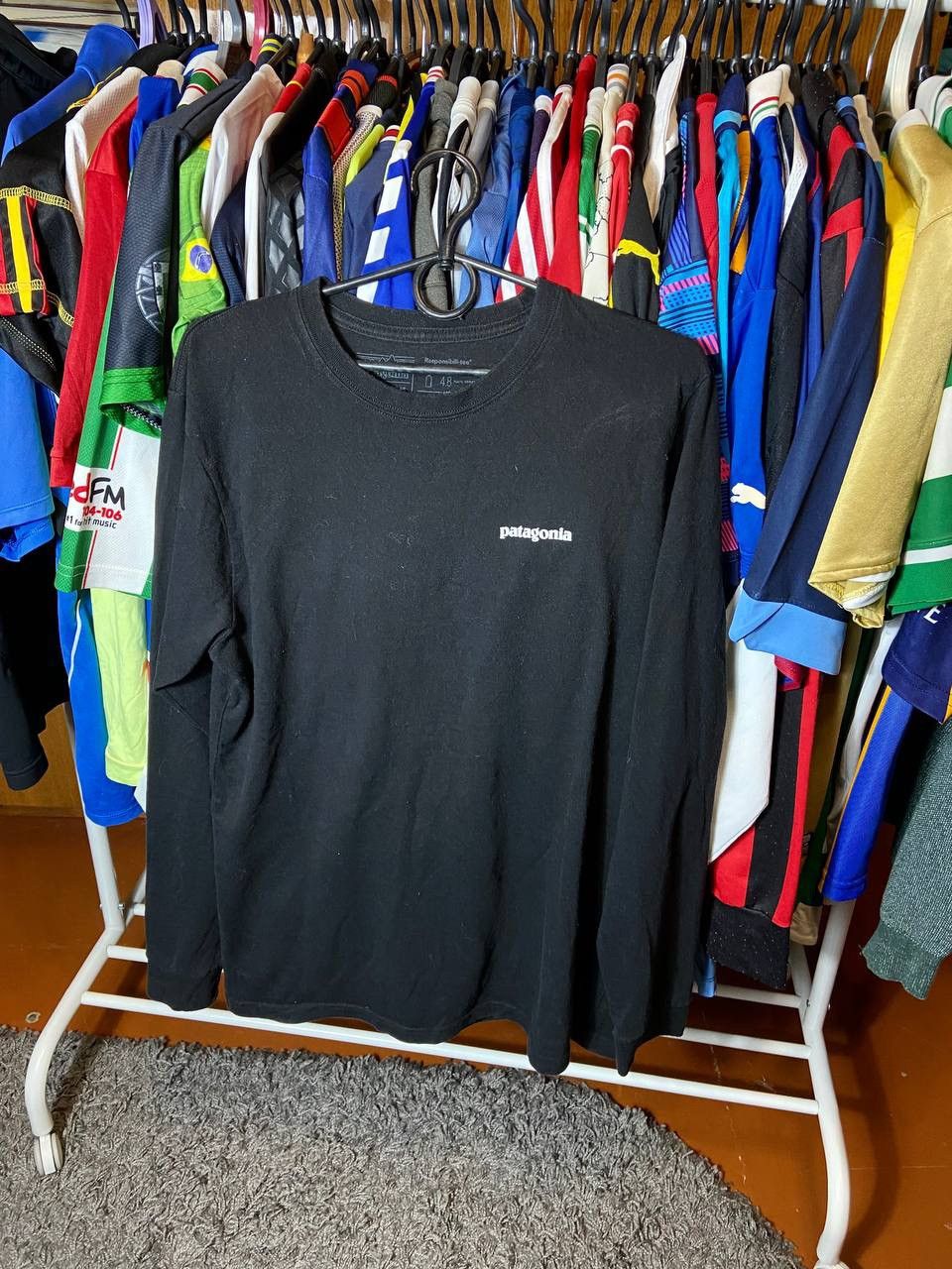 Patagonia × Vintage PATAGONIA OUTDOOR BLACK ADULT LONGSLEEVE SHIRT Size US M / EU 48-50 / 2 - 4 Thumbnail