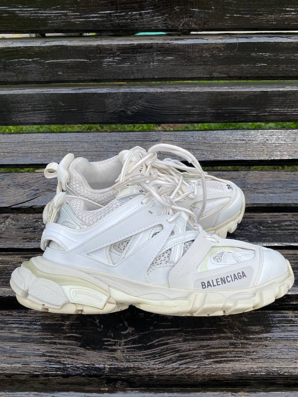 Balenciaga BALENCIAGA Track Sneaker White Size 39 Size US 6 / IT 36 - 1 Thumbnail