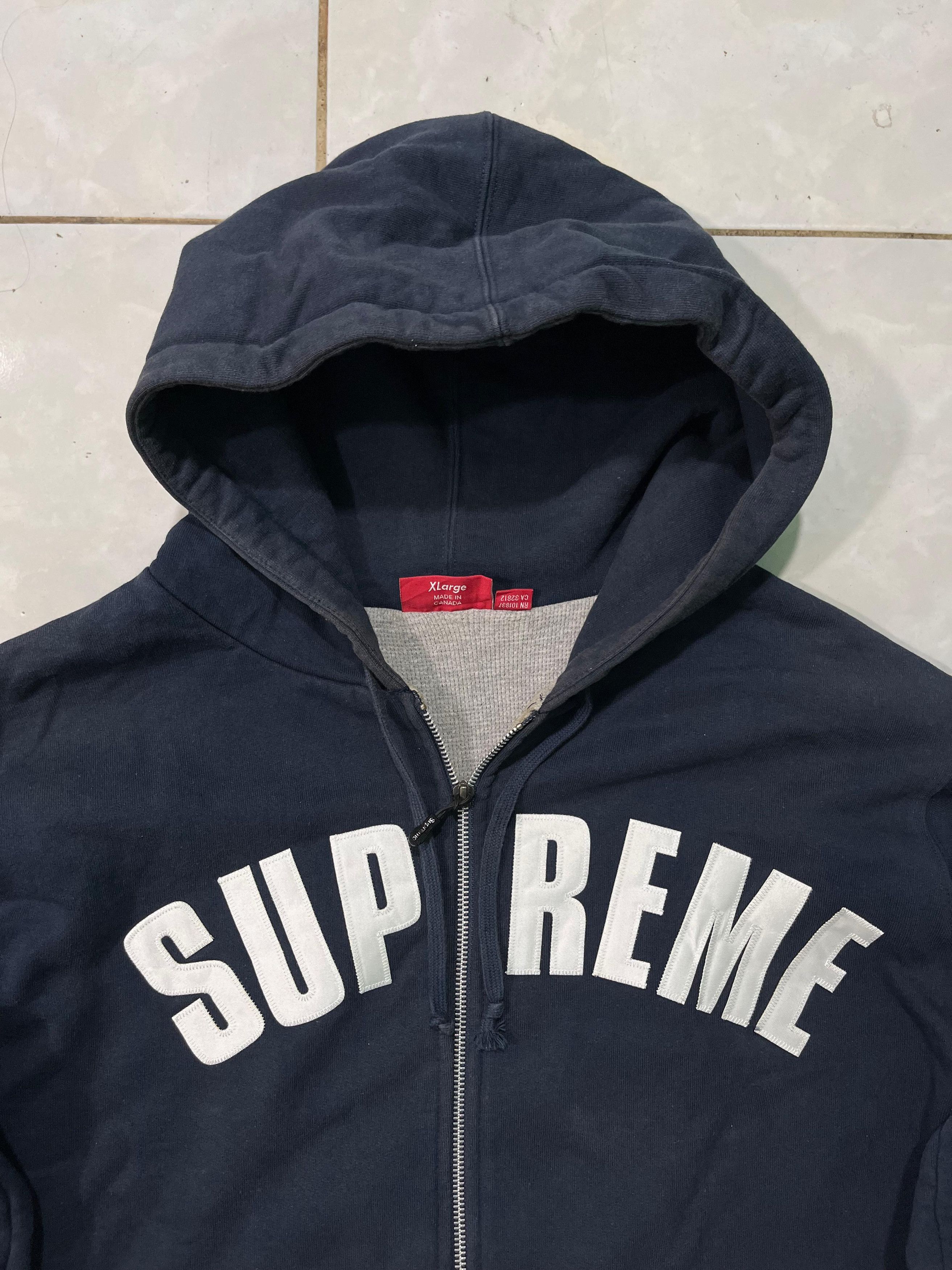 Supreme Supreme Arc Logo Thermal Lined Zip Hoodie Size US XL / EU 56 / 4 - 4 Thumbnail
