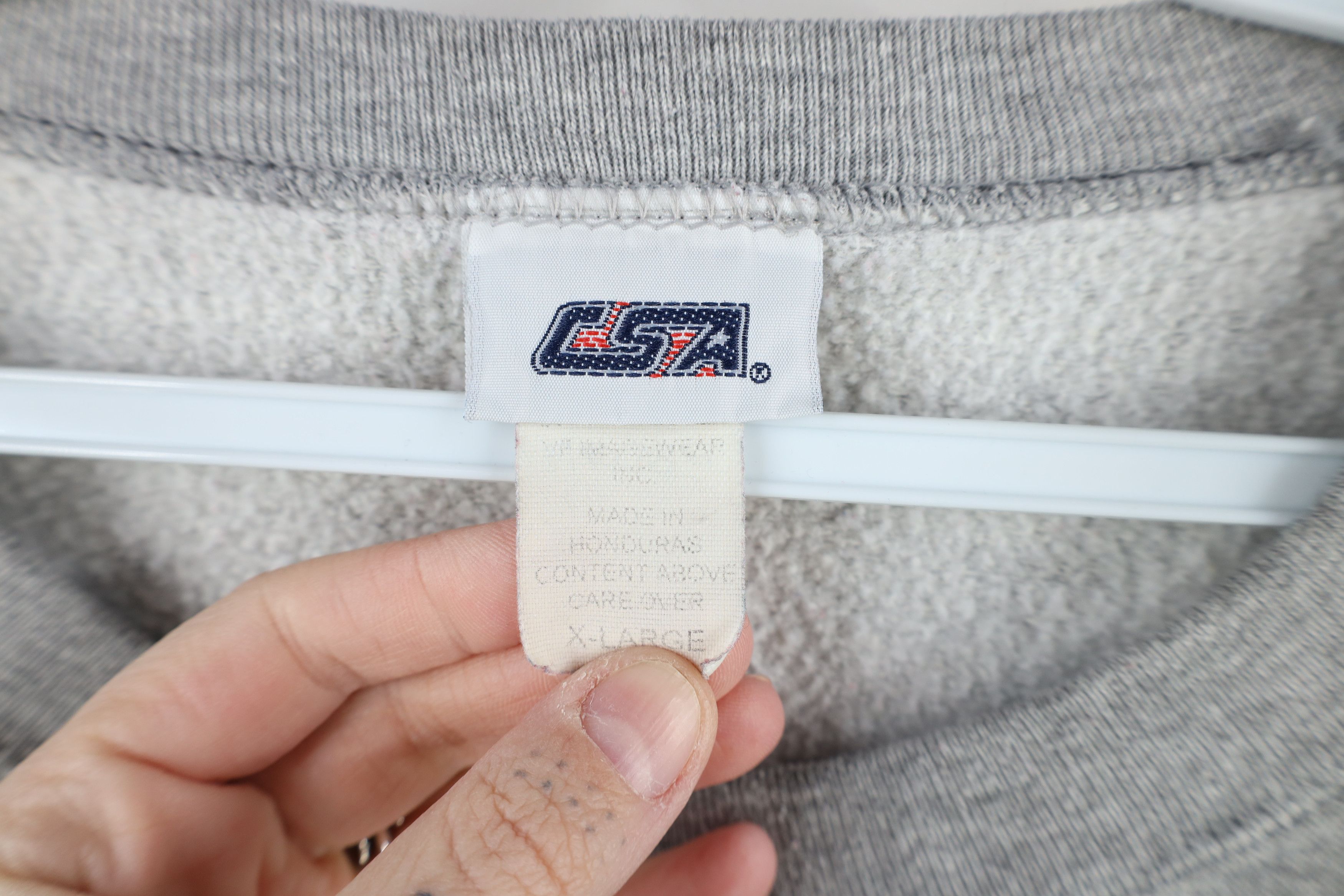 Vintage Vintage 90s University of Michigan Athletics Sweatshirt Gray Size US XL / EU 56 / 4 - 9 Thumbnail