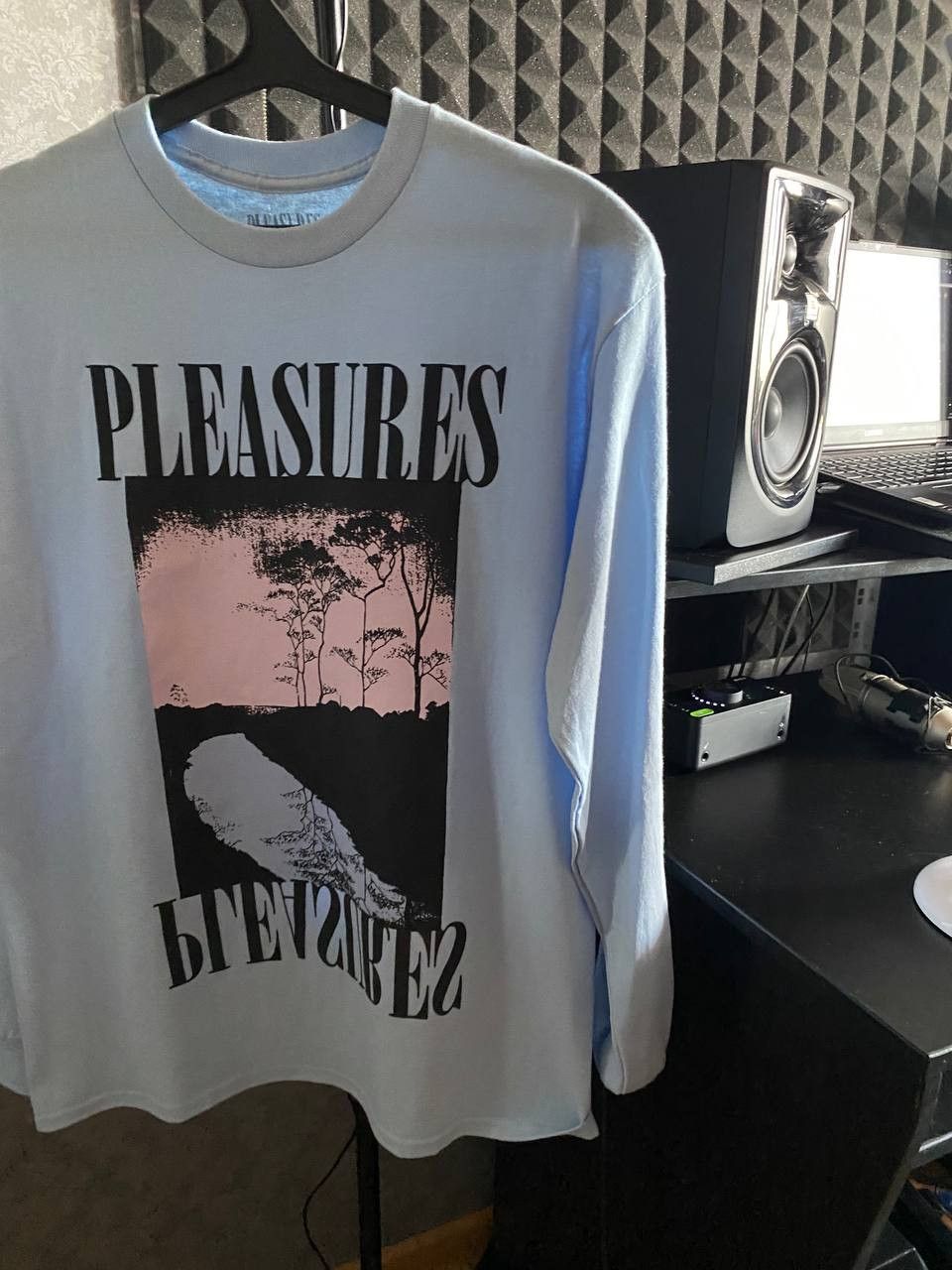 Pleasures Pleasures - River Longsleeve Size US L / EU 52-54 / 3 - 1 Thumbnail