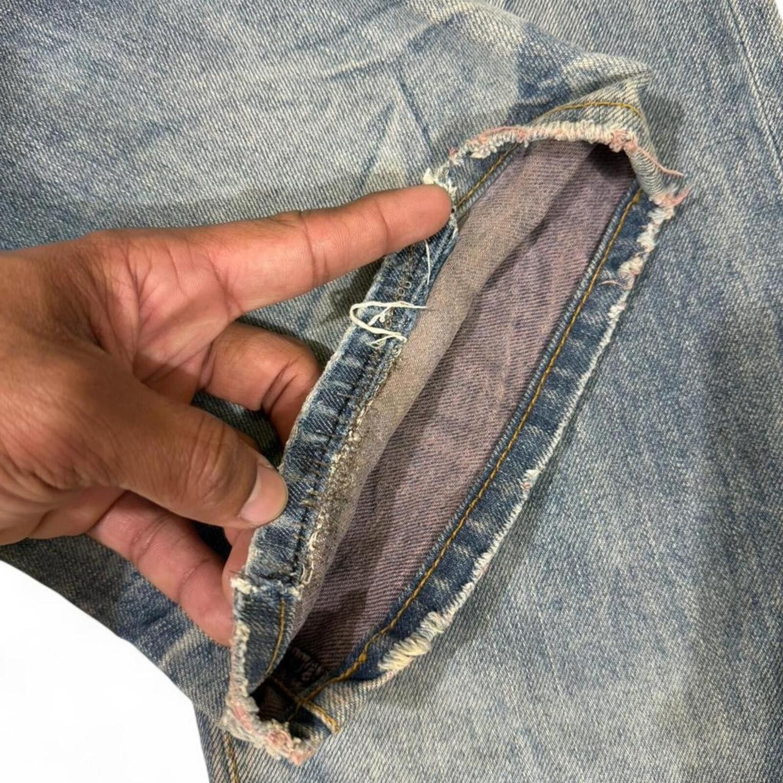 Other Vintage Rapanui light wash ripped look denim jeans Size 32" / US 10 / IT 46 - 8 Thumbnail