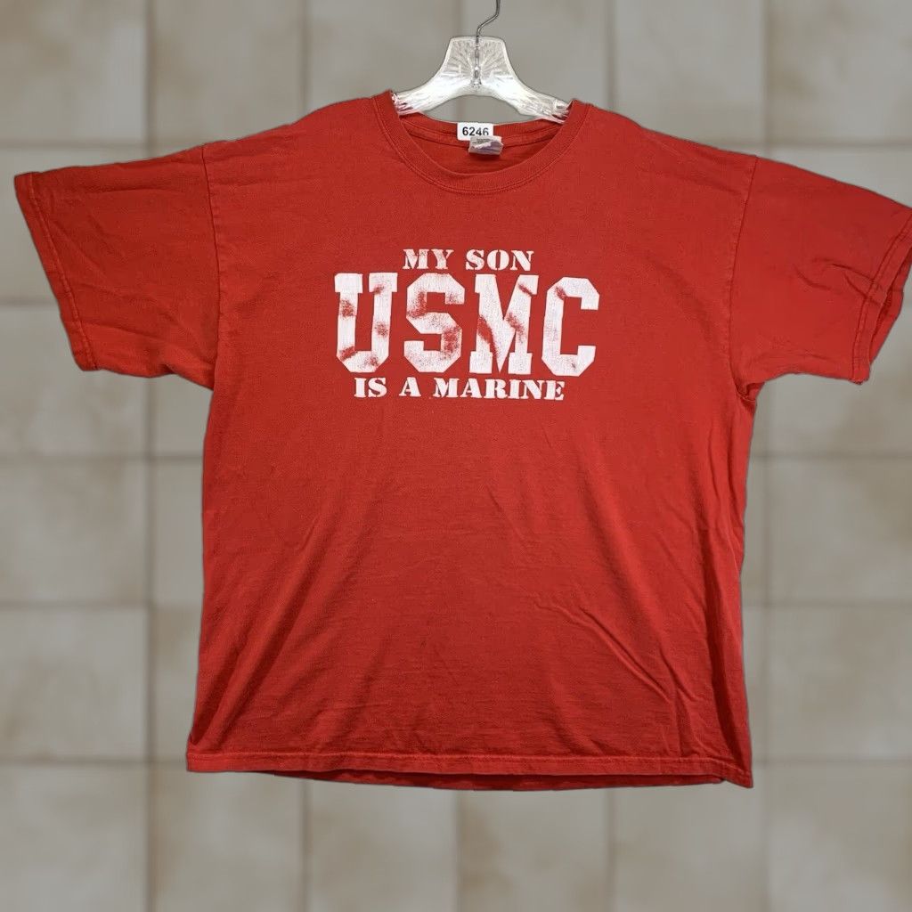 Gildan VINTAGE Gildan USMC T-Shirt Mens Size XL Cotton Red Graphic Marine US 1st Recruit Battalion Size US XL / EU 56 / 4 - 1 Thumbnail